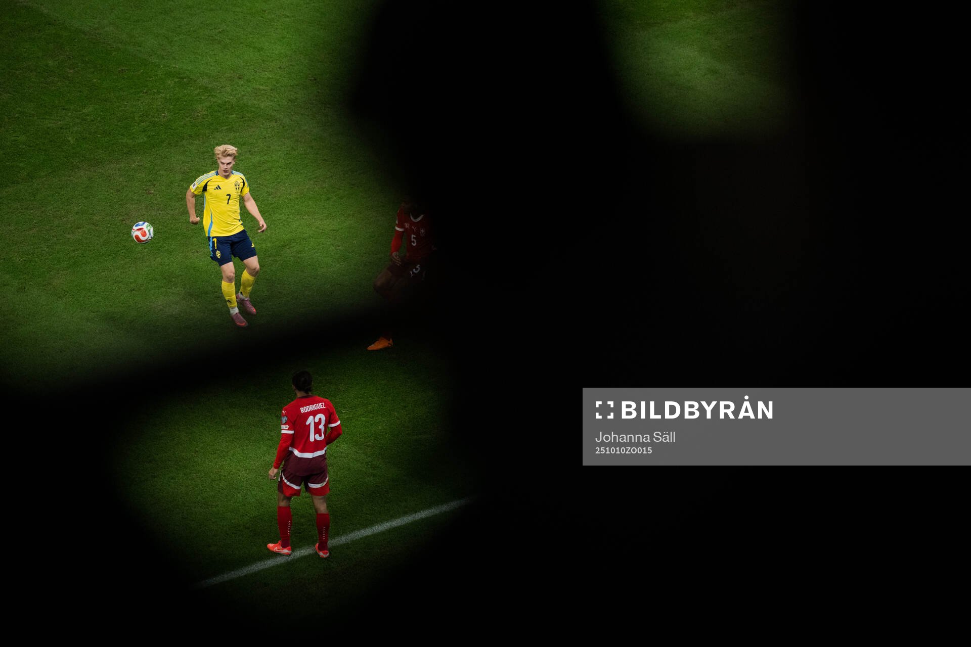 Lucas Bergvall of Sweden