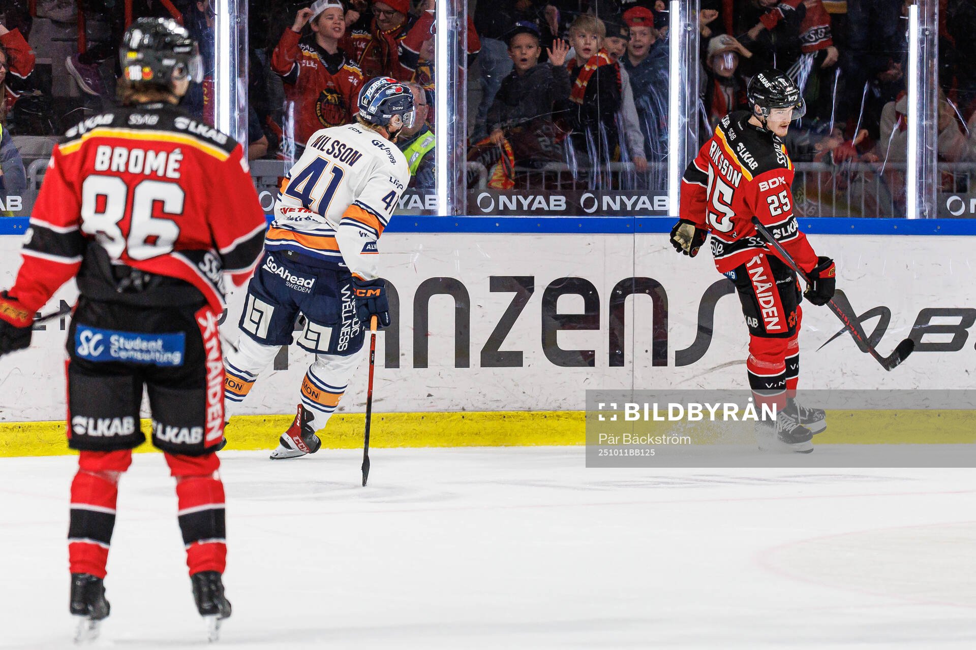 Luleås Filip Eriksson jublar