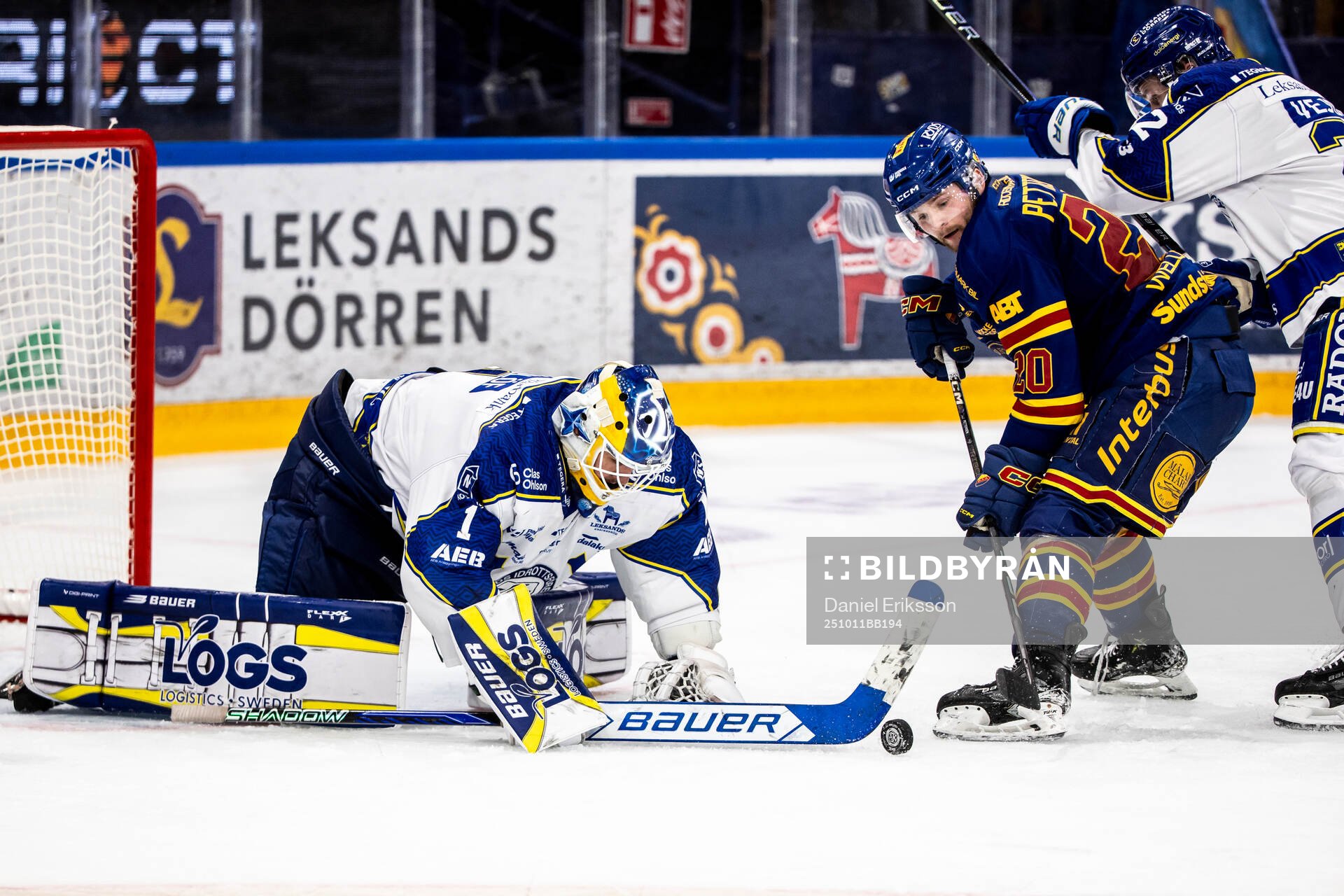 Leksands målvakt Marcus Gidlöf och Djurgårdens Mathias