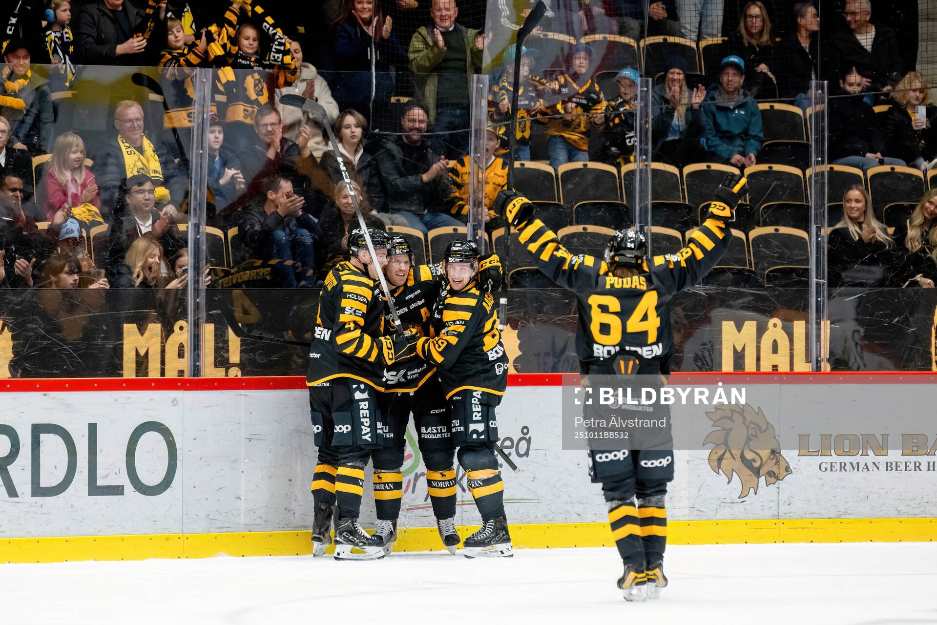 Skellefteås Pär Lindholm jublar