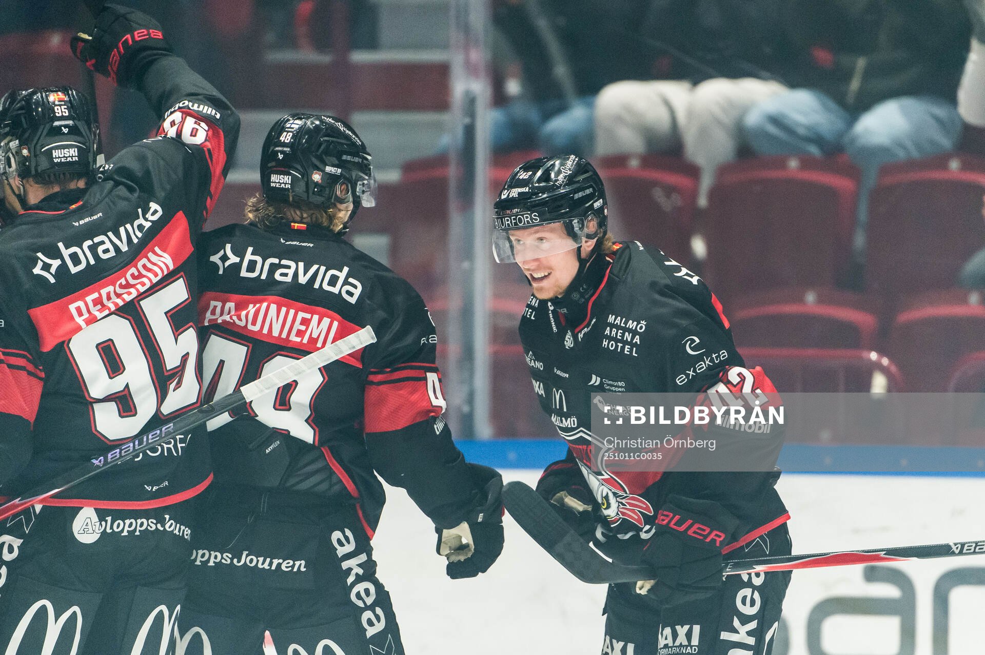 Malmö Redhawks Robin Salo jublar