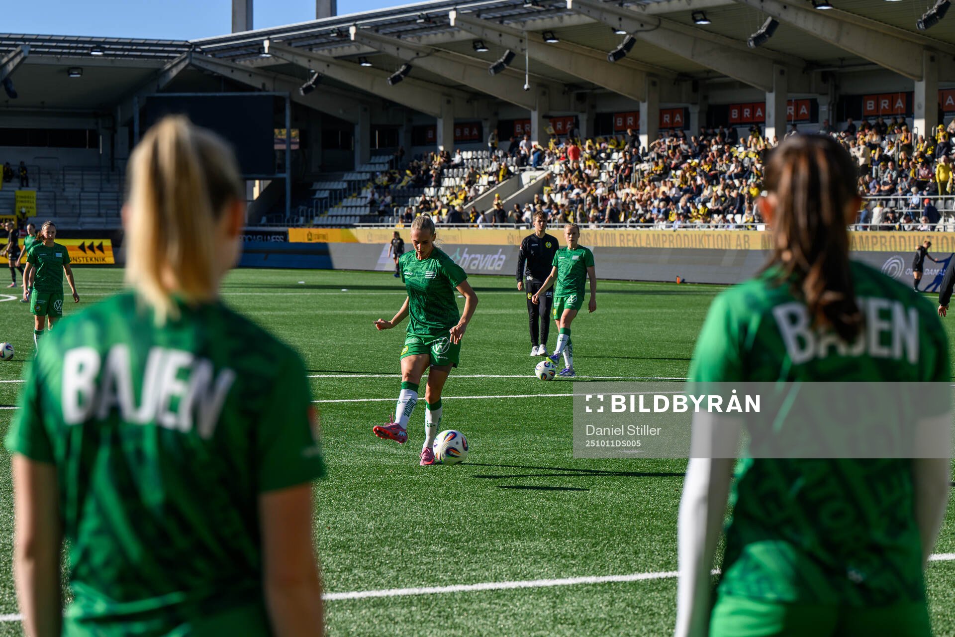 Hammarbys spelare värmer upp