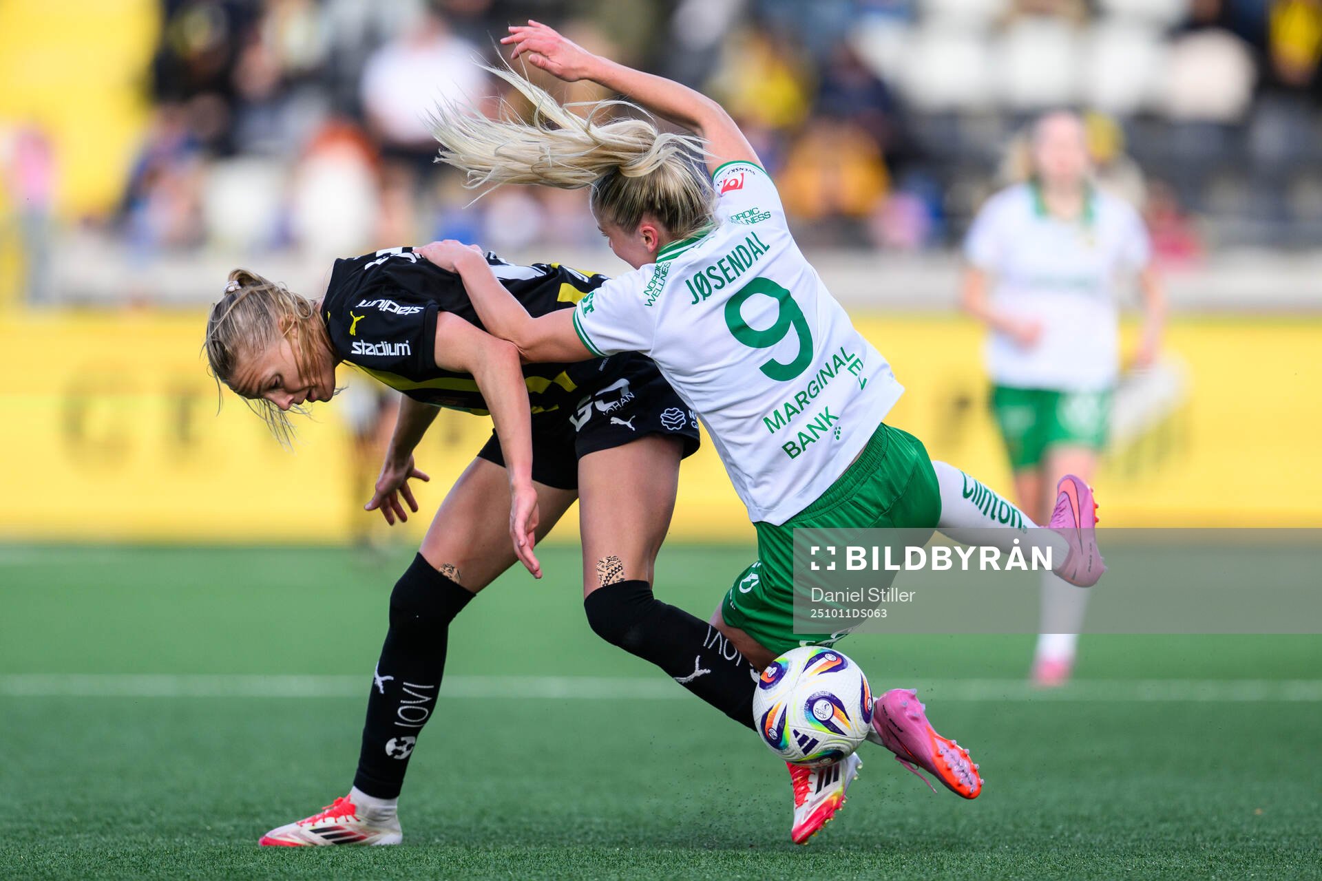 Häckens Stine Sandbech och Hammarbys Anna Jøsendal