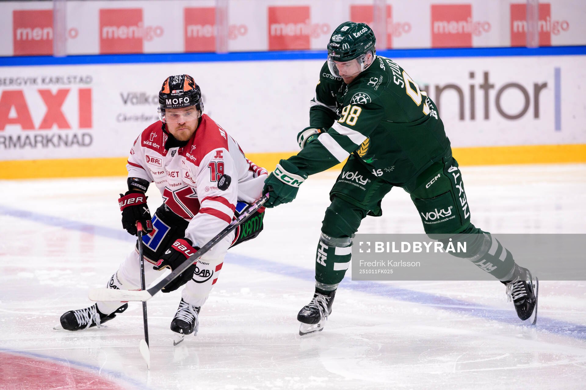 Örebros Sean Malone och Färjestads Marian Studenic