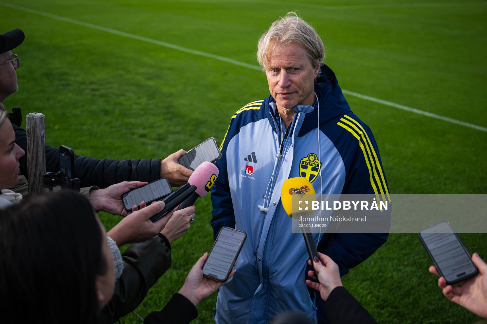 Head of delegation Stefan Pettersson of the Swedish men's