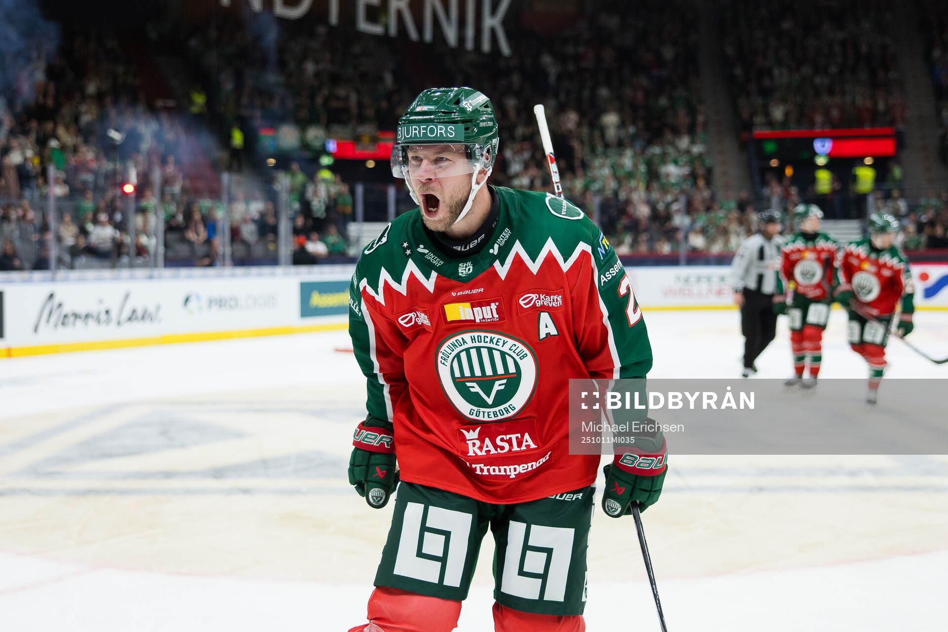 Frölundas Christian Folin jublar