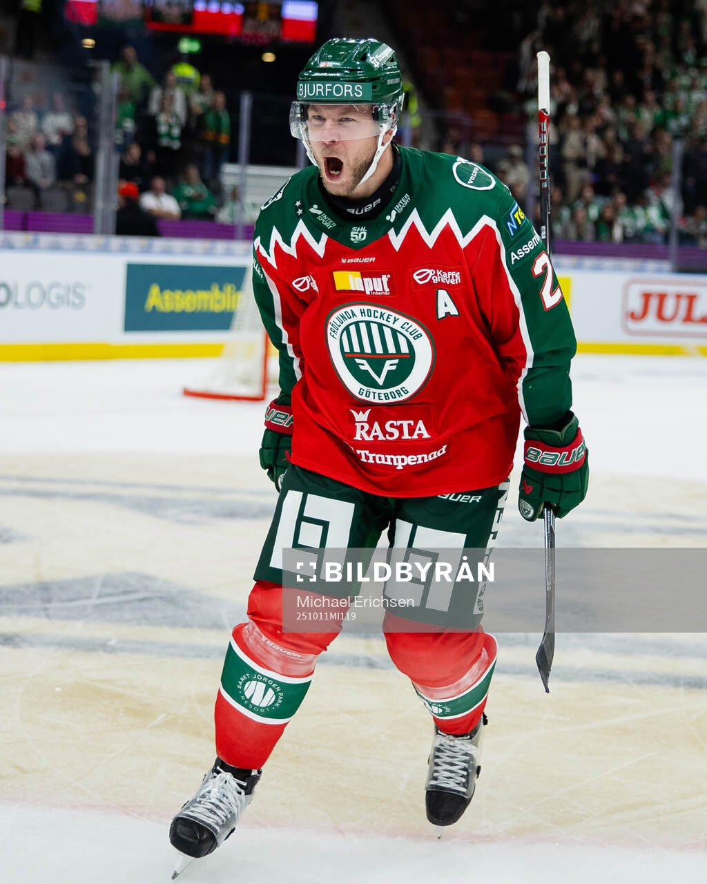 Frölundas Christian Folin jublar