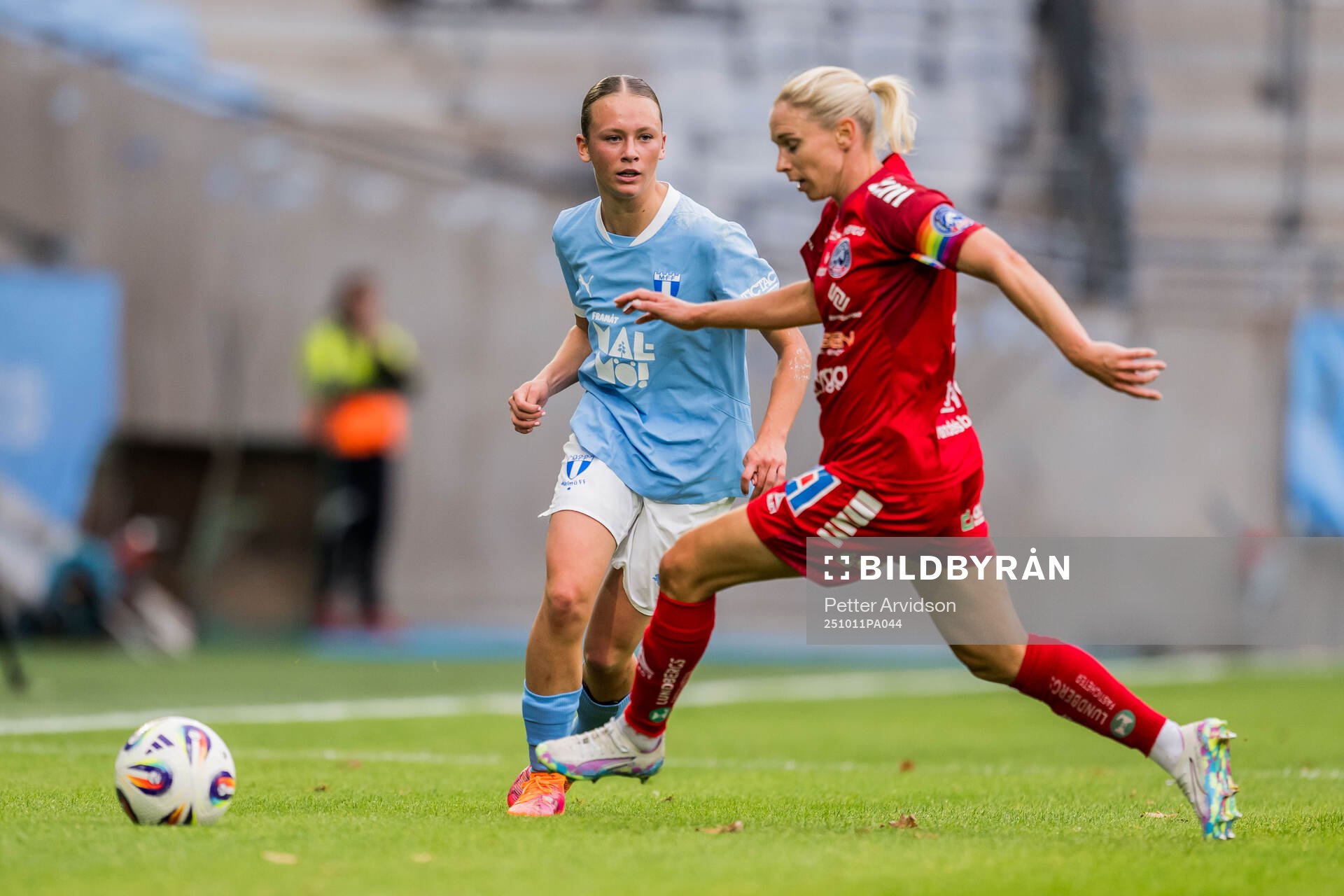 Malmö FFs Lovisa Breland och Linköpings Jonna Andersson