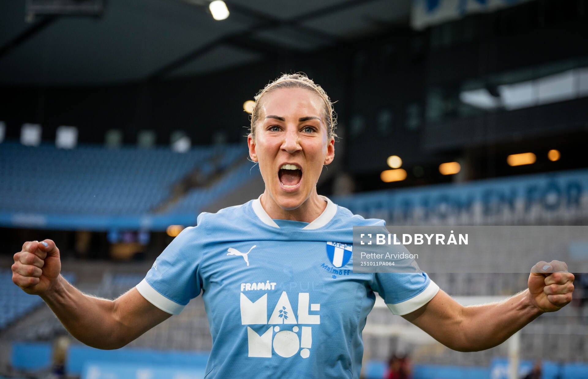 Malmö FFs Mia Persson jublar