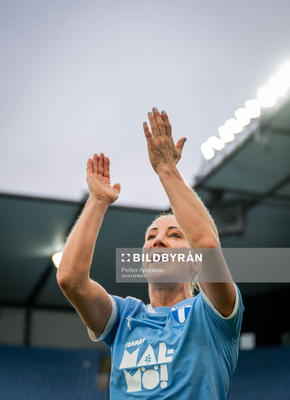 Malmö FFs Mia Persson jublar