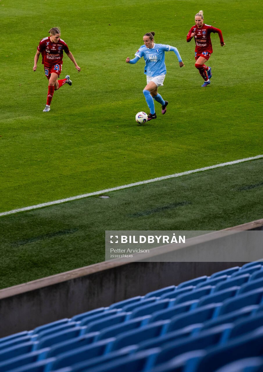 Malmö FFs Anna Plantin och Linköpings Polly Doran och