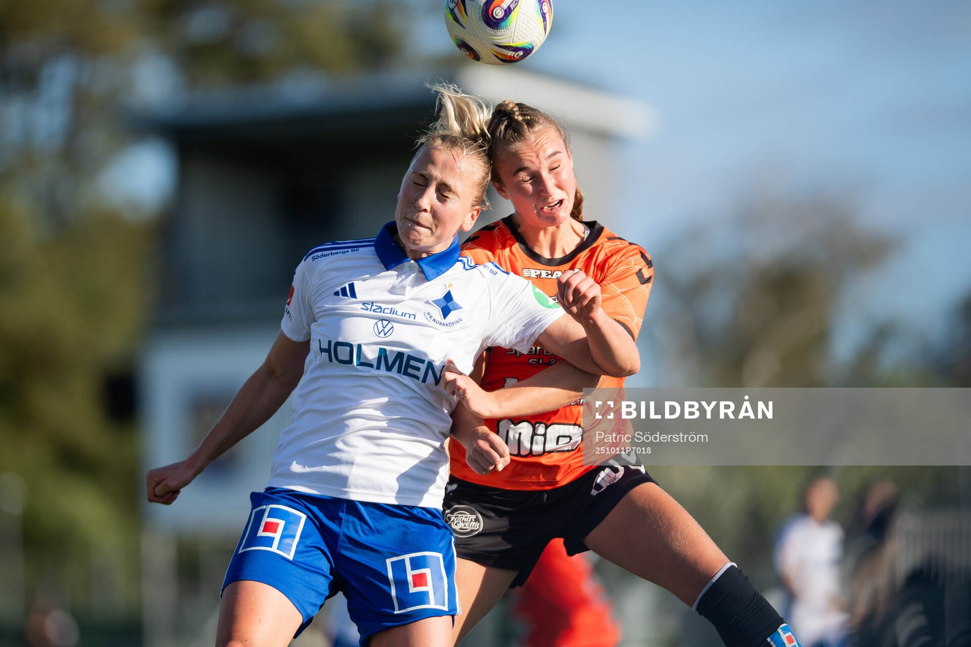 IFK Norrköping FKs Julia Karlernäs och Kristianstads DFFs