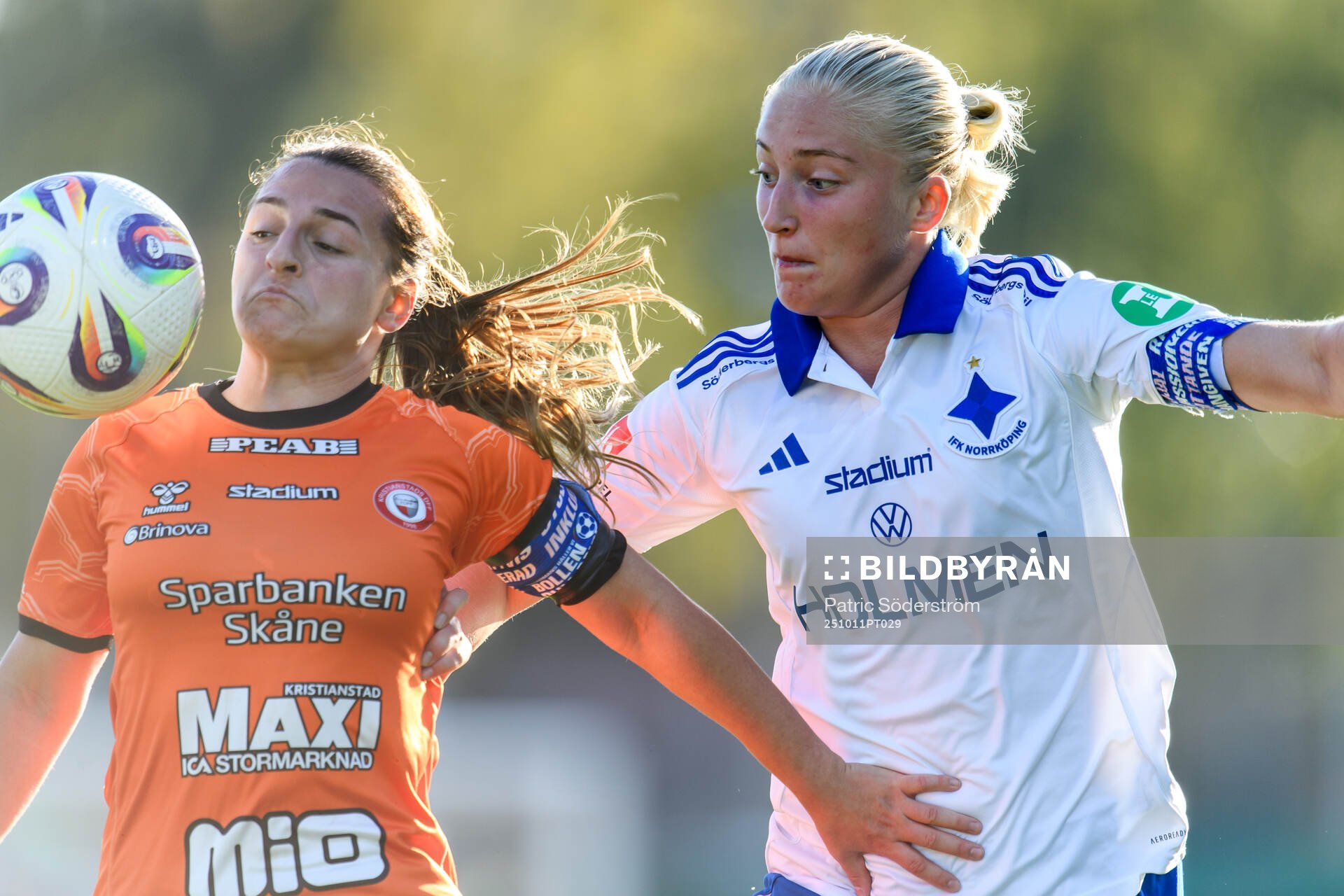 Kristianstads Emma Petrovic och IFK Norrköpings Wilma