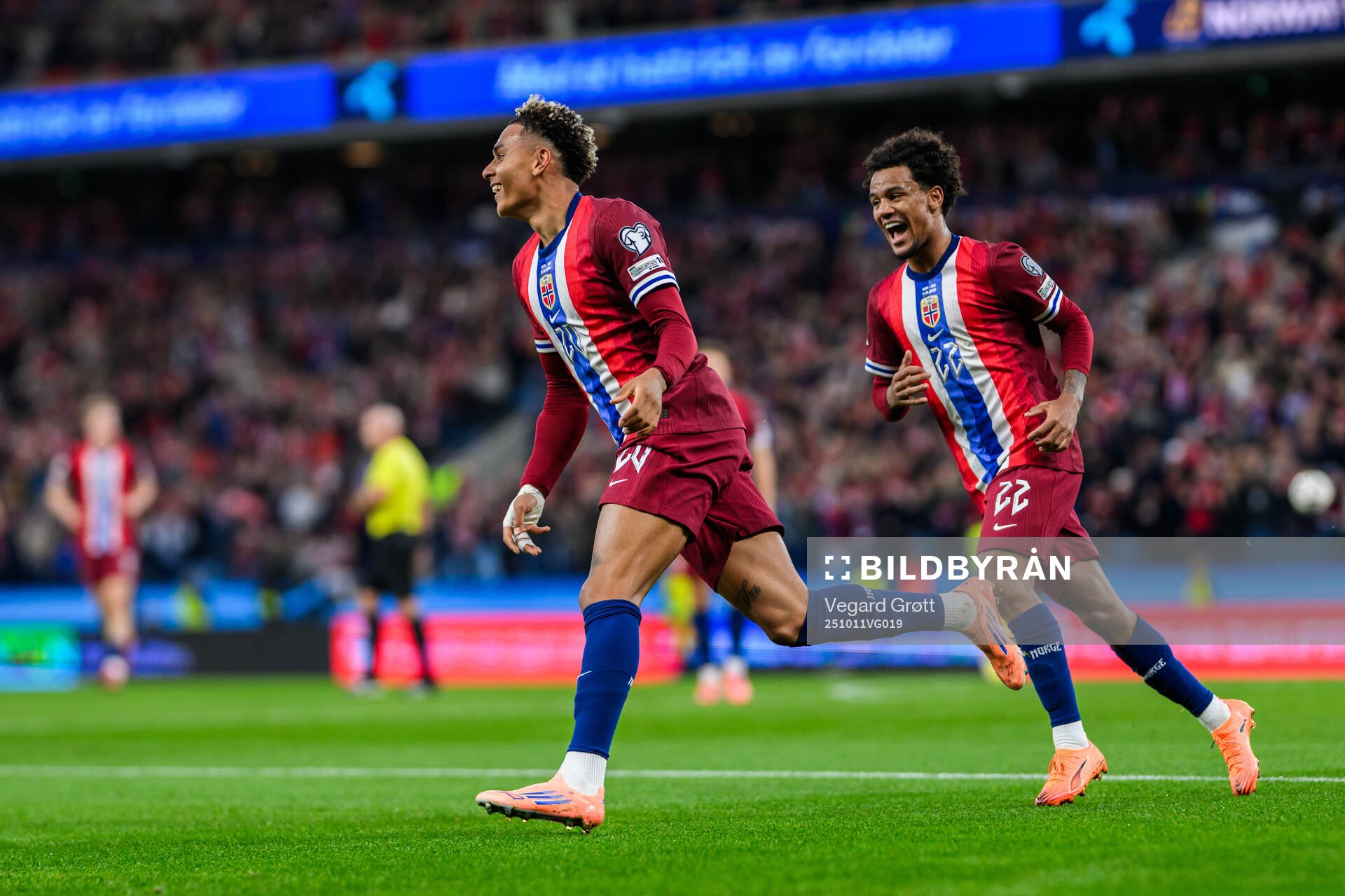 Antonio Nusa of Norway celebrates