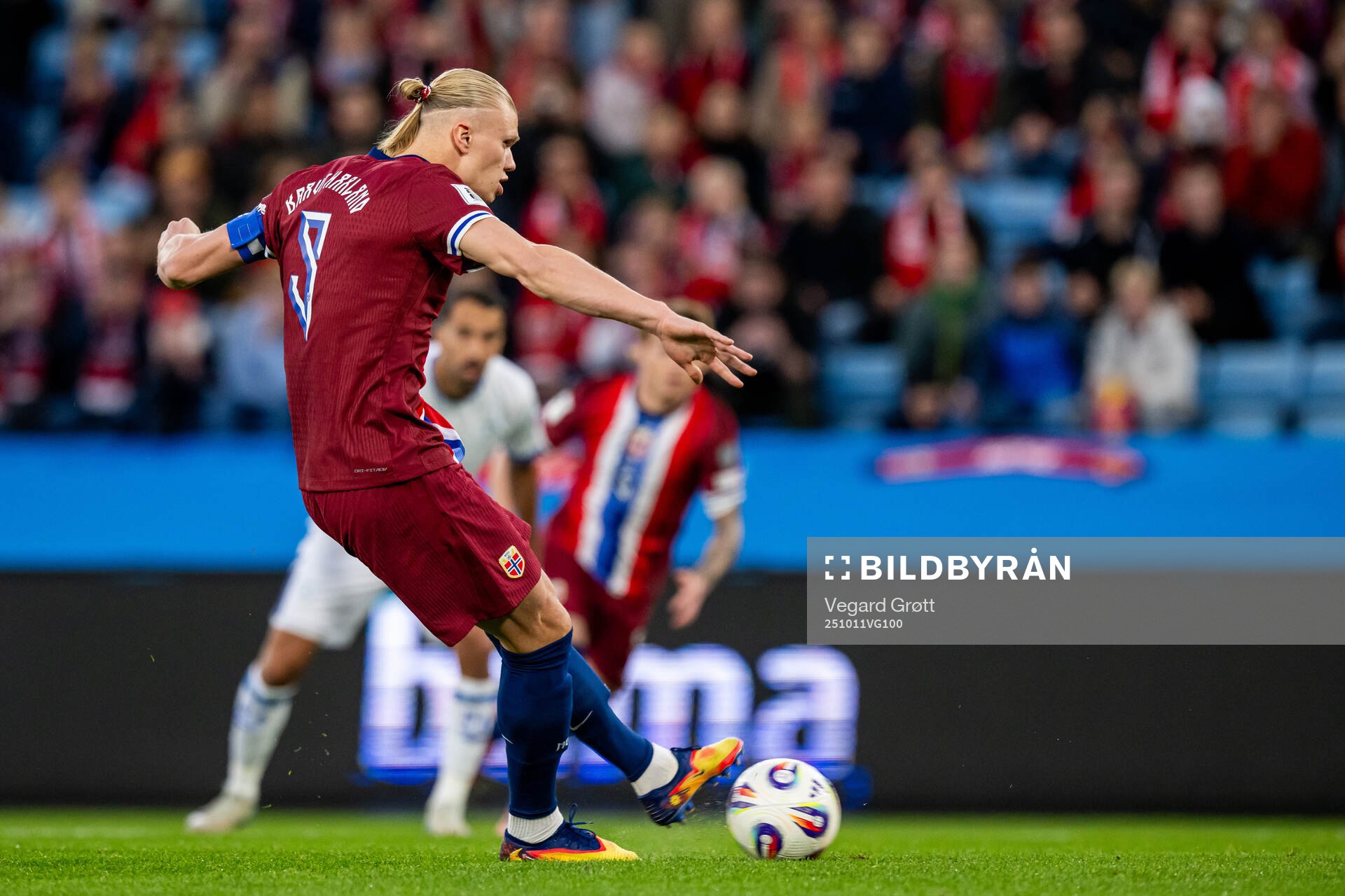 Erling Braut Haaland of Norway misses his second penalty