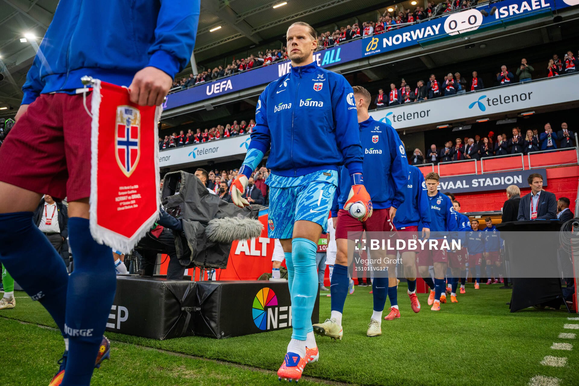 Goalkeeper Ørjan Nyland of Norway enters the pitch