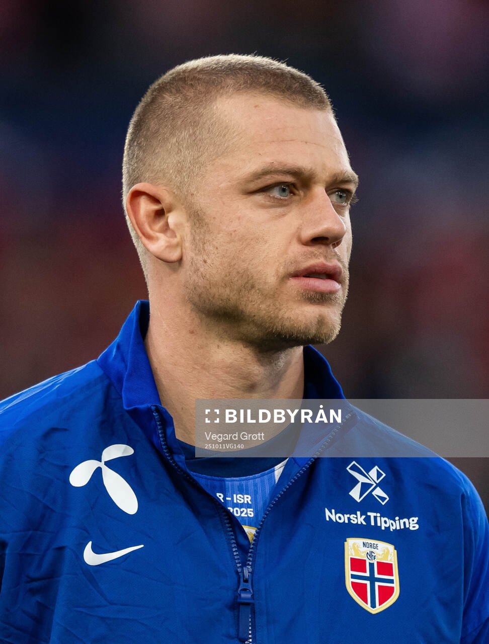 Julian Ryerson of Norway line up