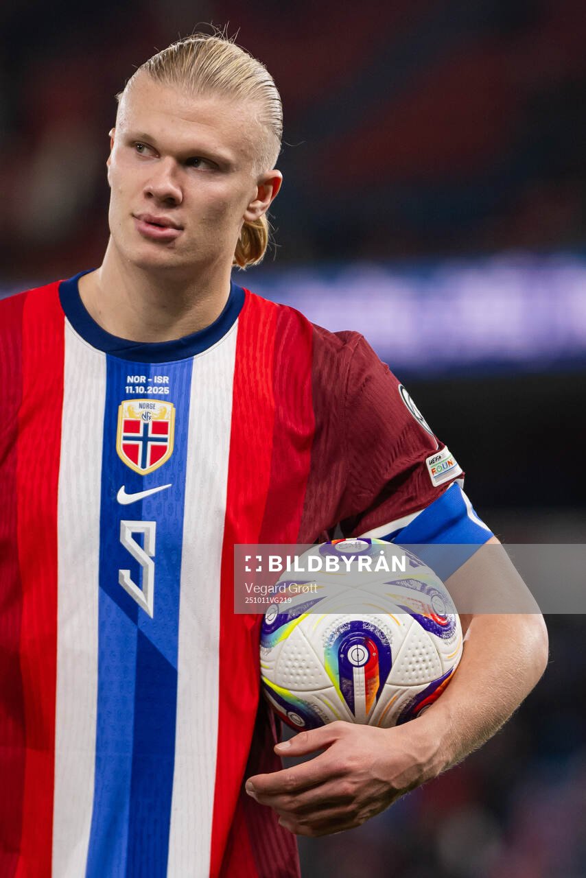Erling Braut Haaland of Norway with the matchball