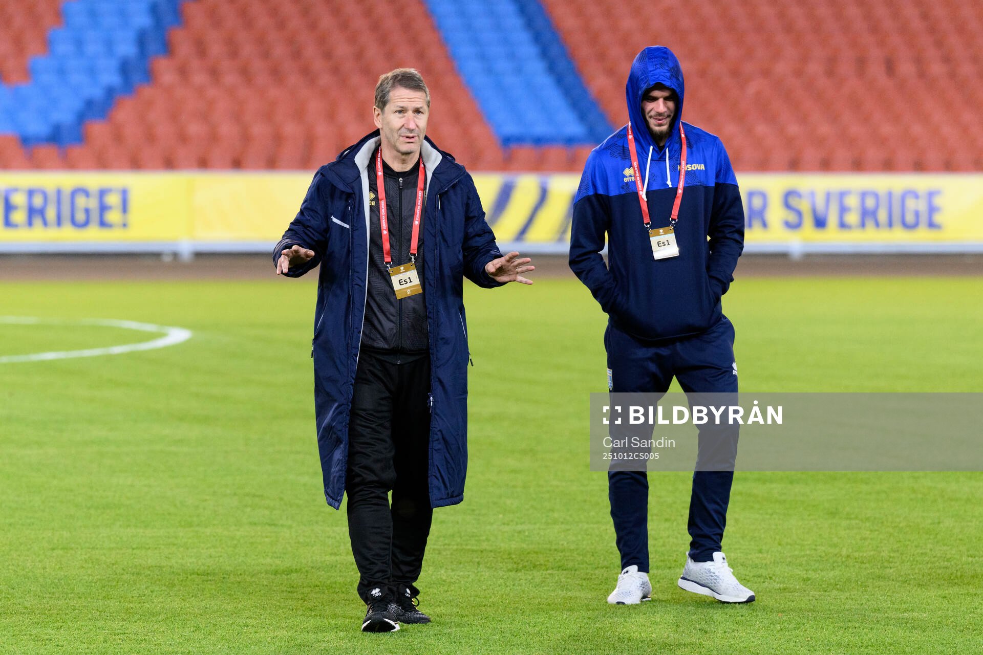 Head coach Franco Foda of Kosovo