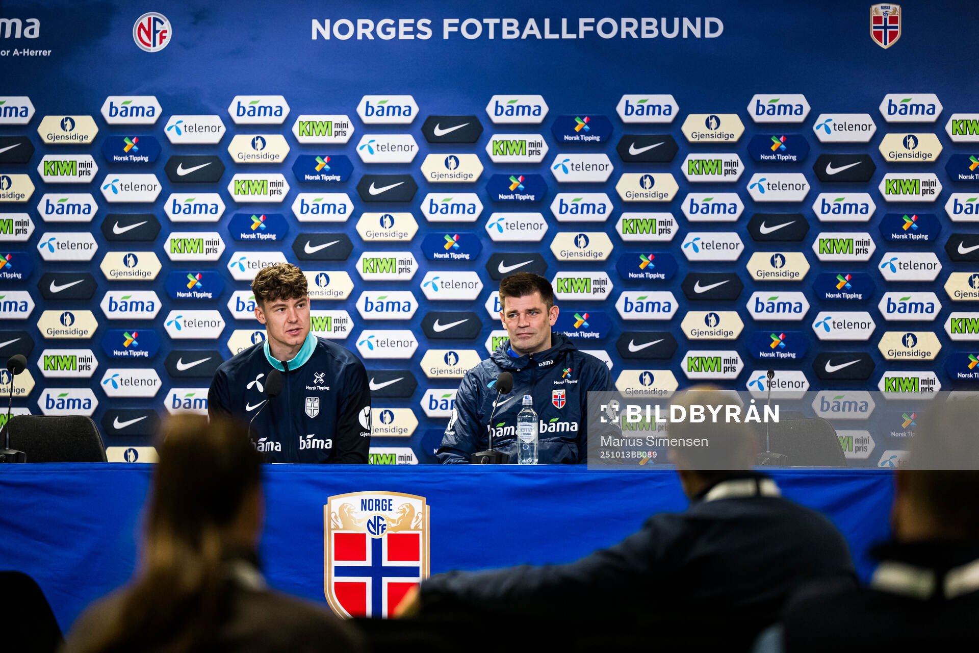 Jørgen Larsen and press officer Morten Morisbak