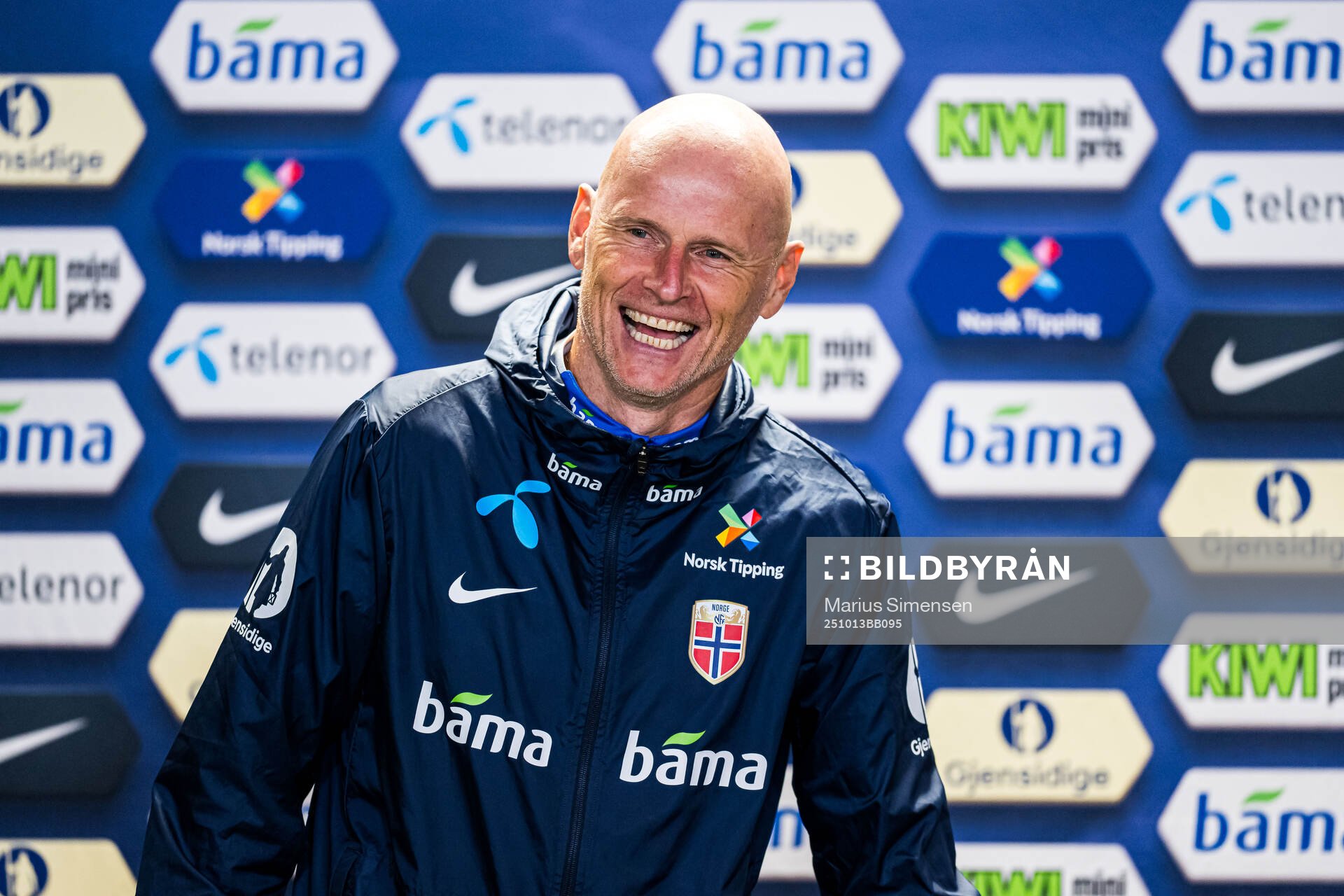 Head coach Ståle Solbakken of the Norwegian national