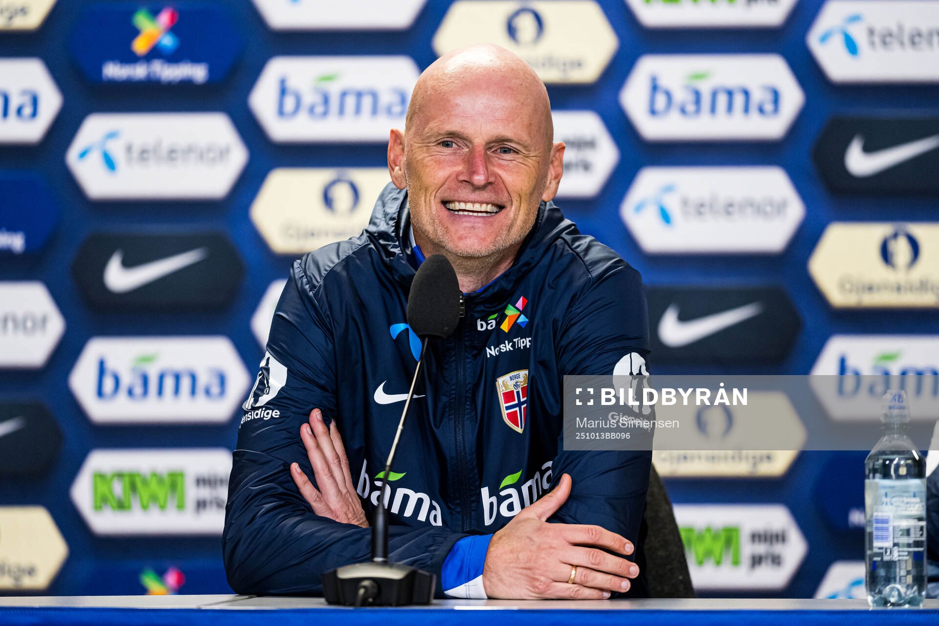 Head coach Ståle Solbakken of the Norwegian national