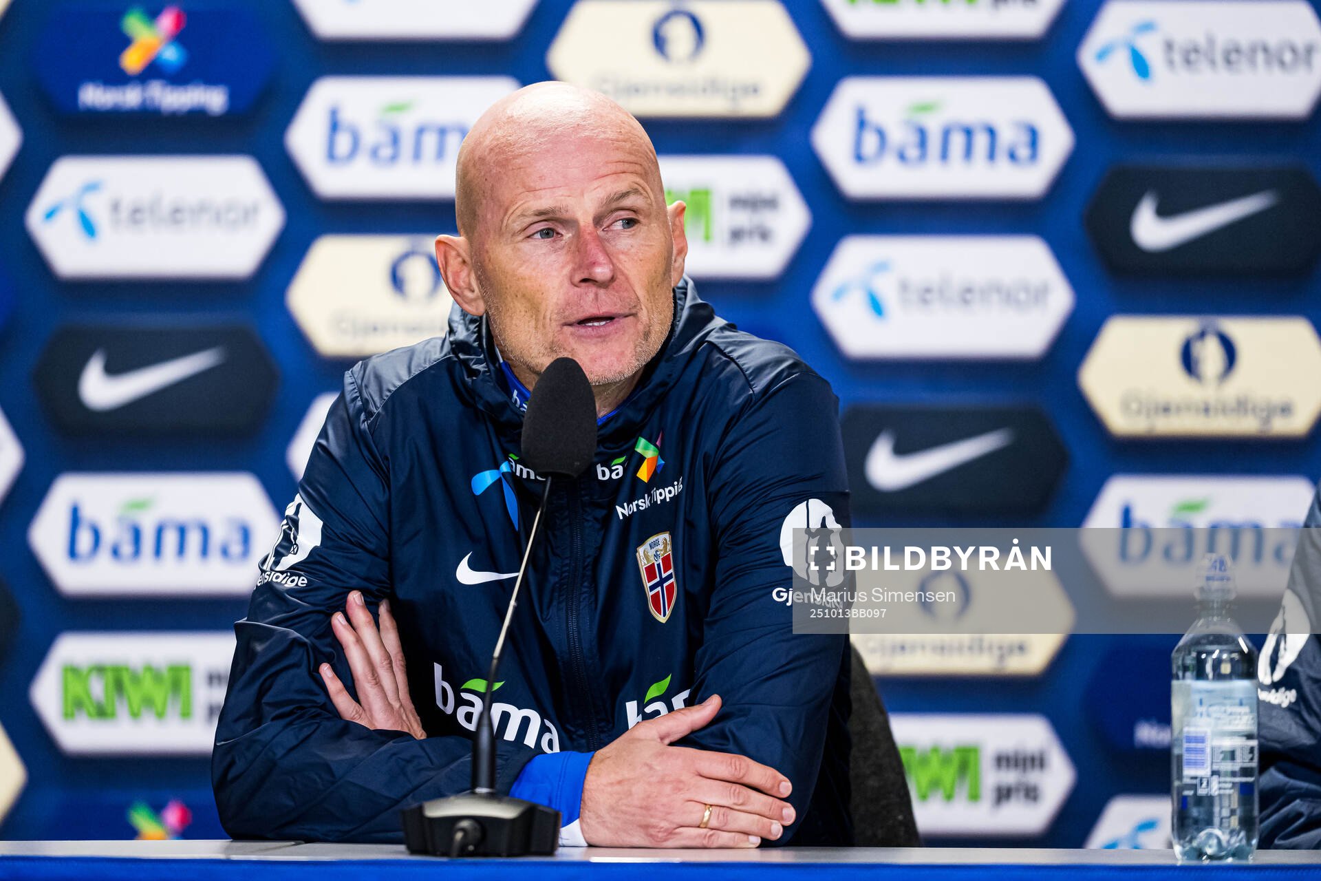 Head coach Ståle Solbakken of the Norwegian national