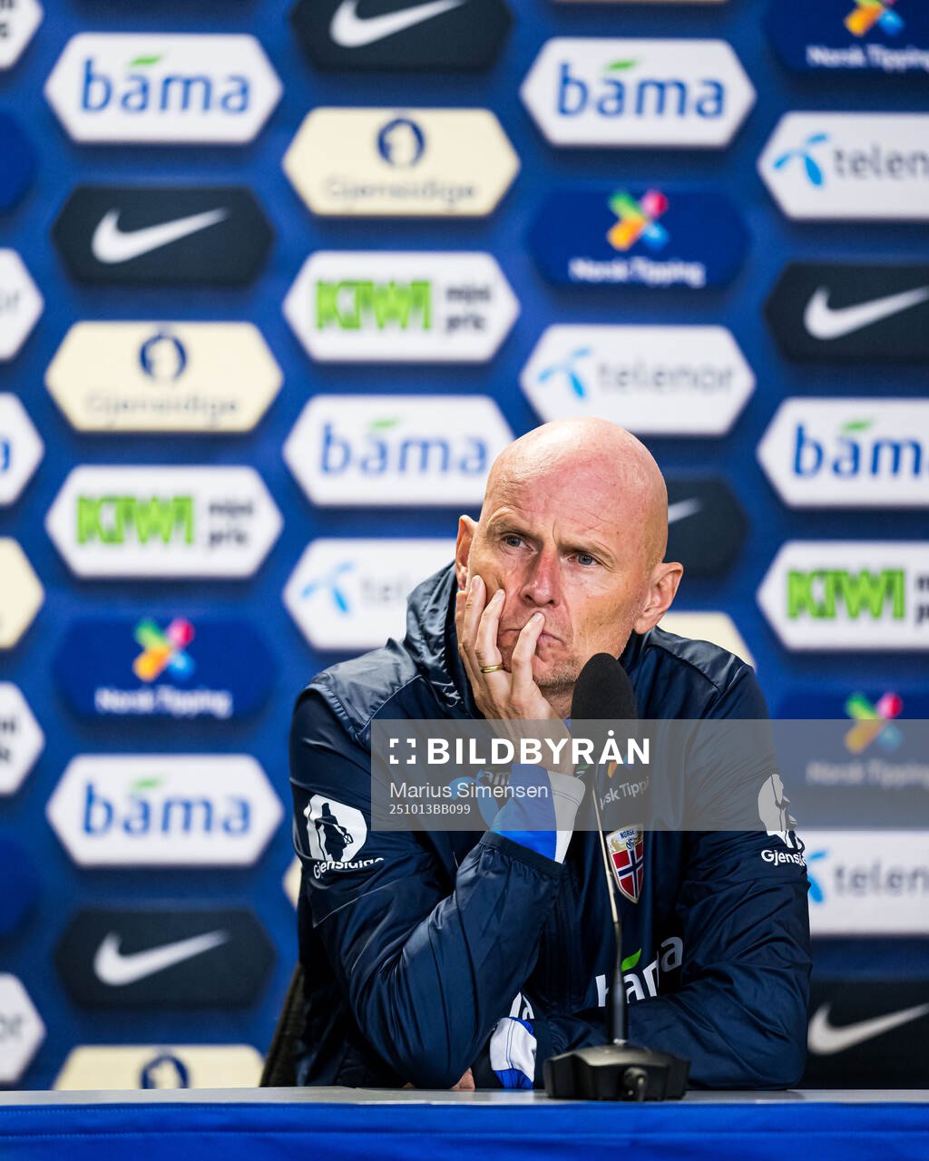 Head coach Ståle Solbakken of the Norwegian national