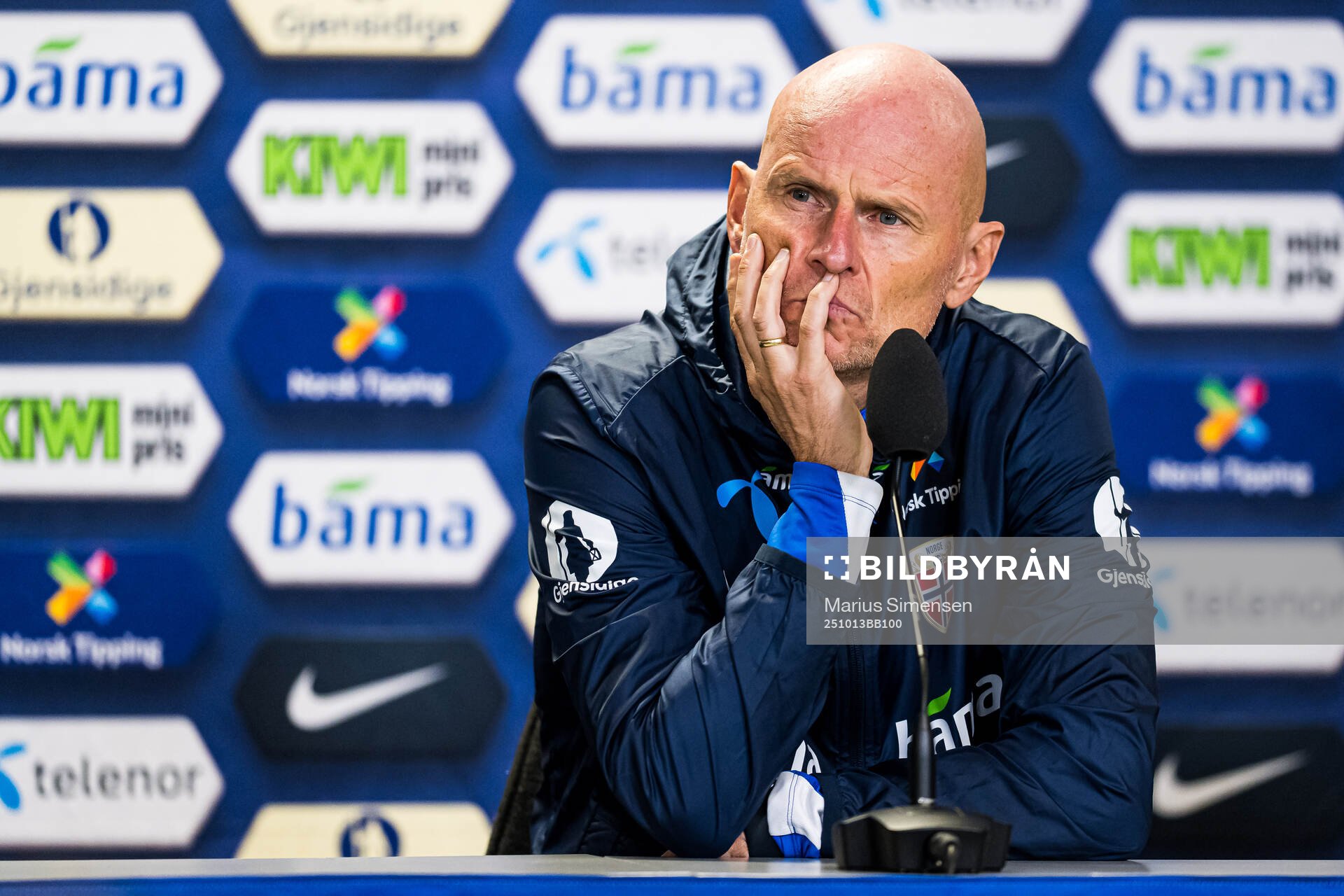 Head coach Ståle Solbakken of the Norwegian national