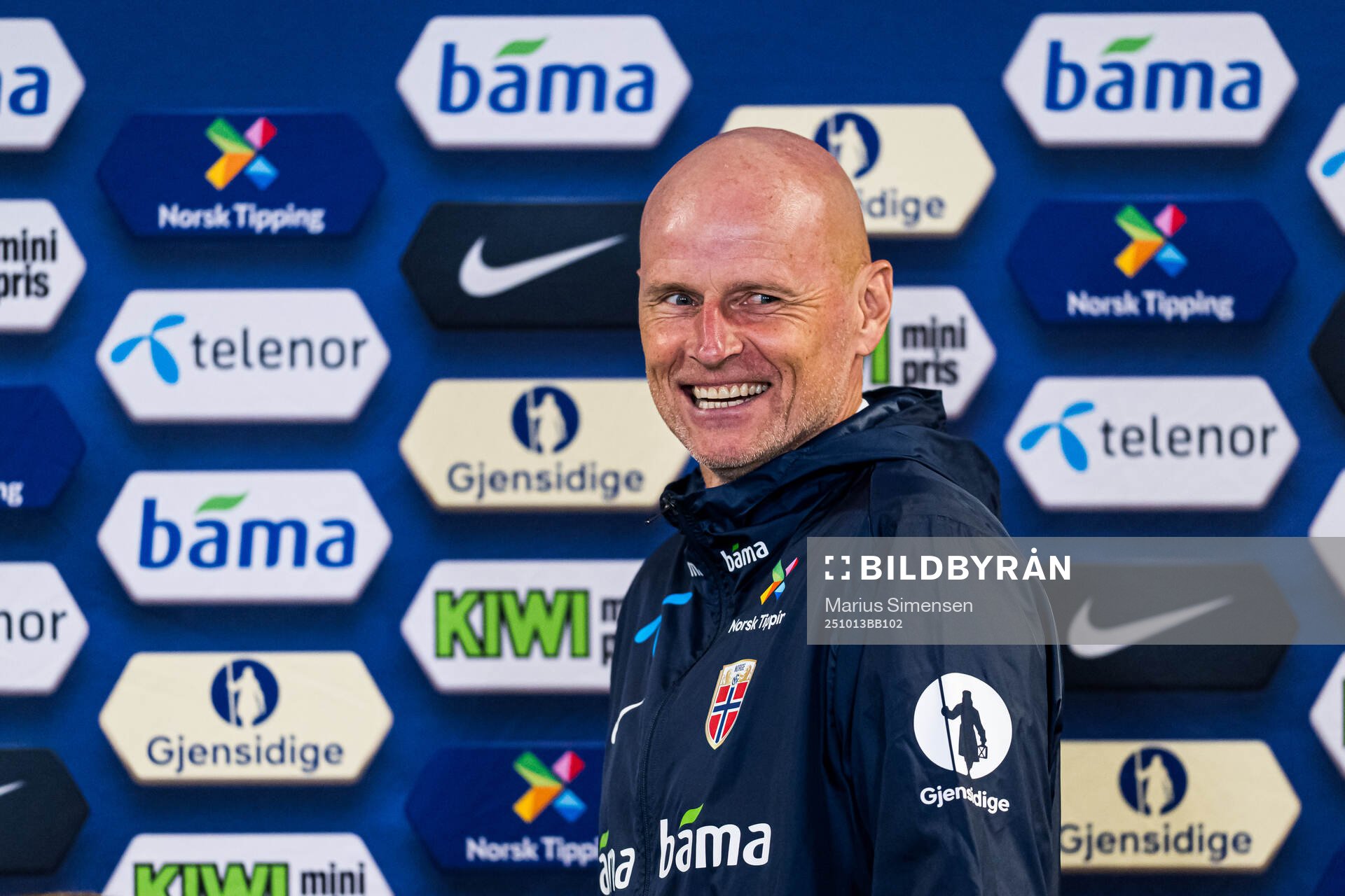 Head coach Ståle Solbakken of the Norwegian national