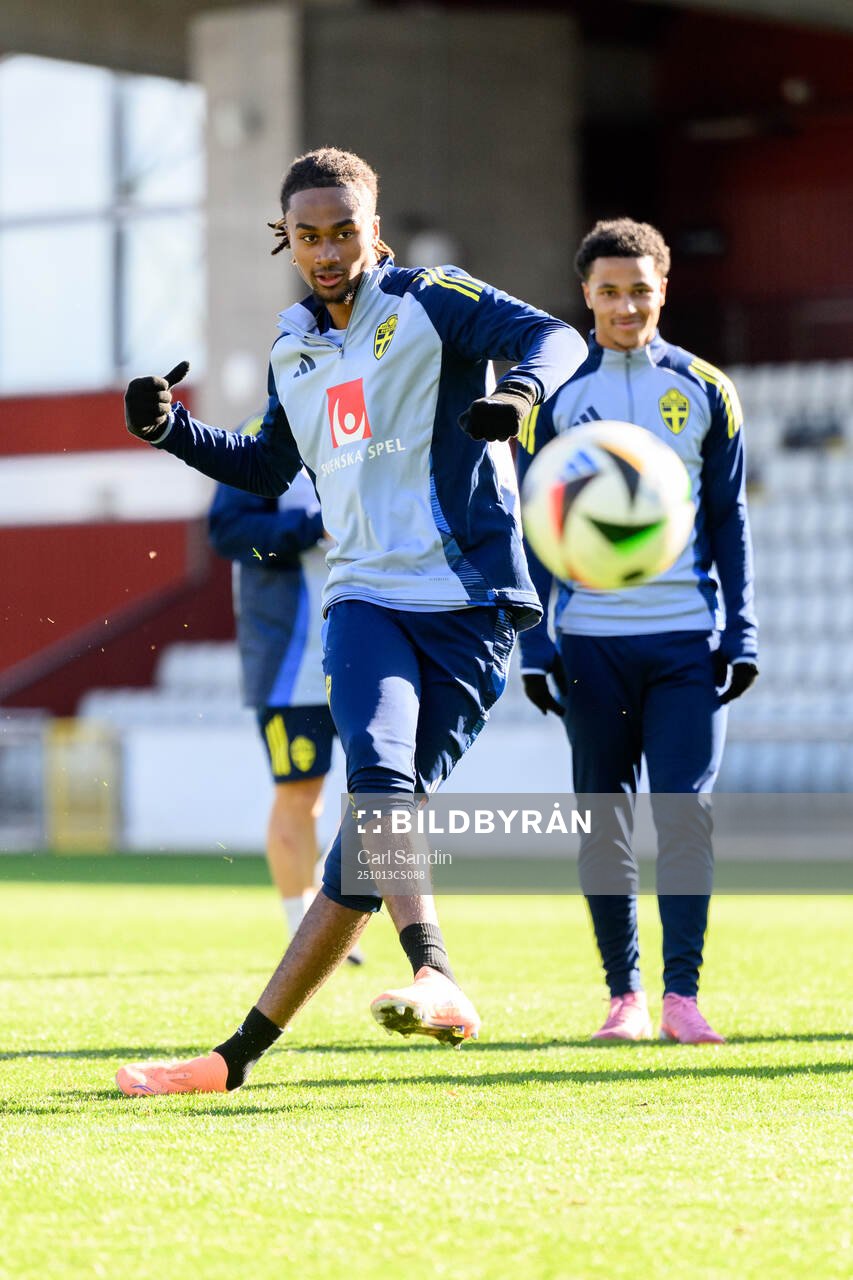 Jonah Kusi-Asare of the Swedish under-21 national football