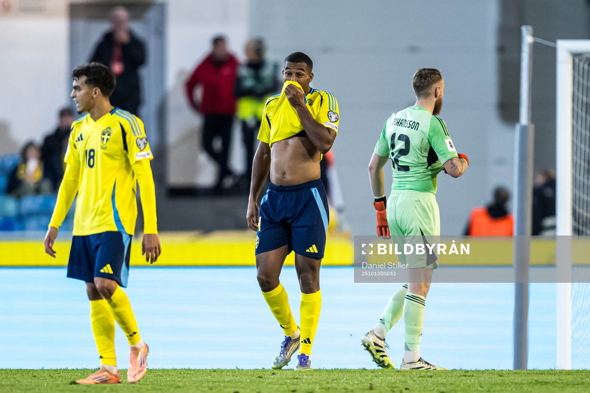 Yasin Ayari , Isak Hien and goalkeeper Viktor Johansson of