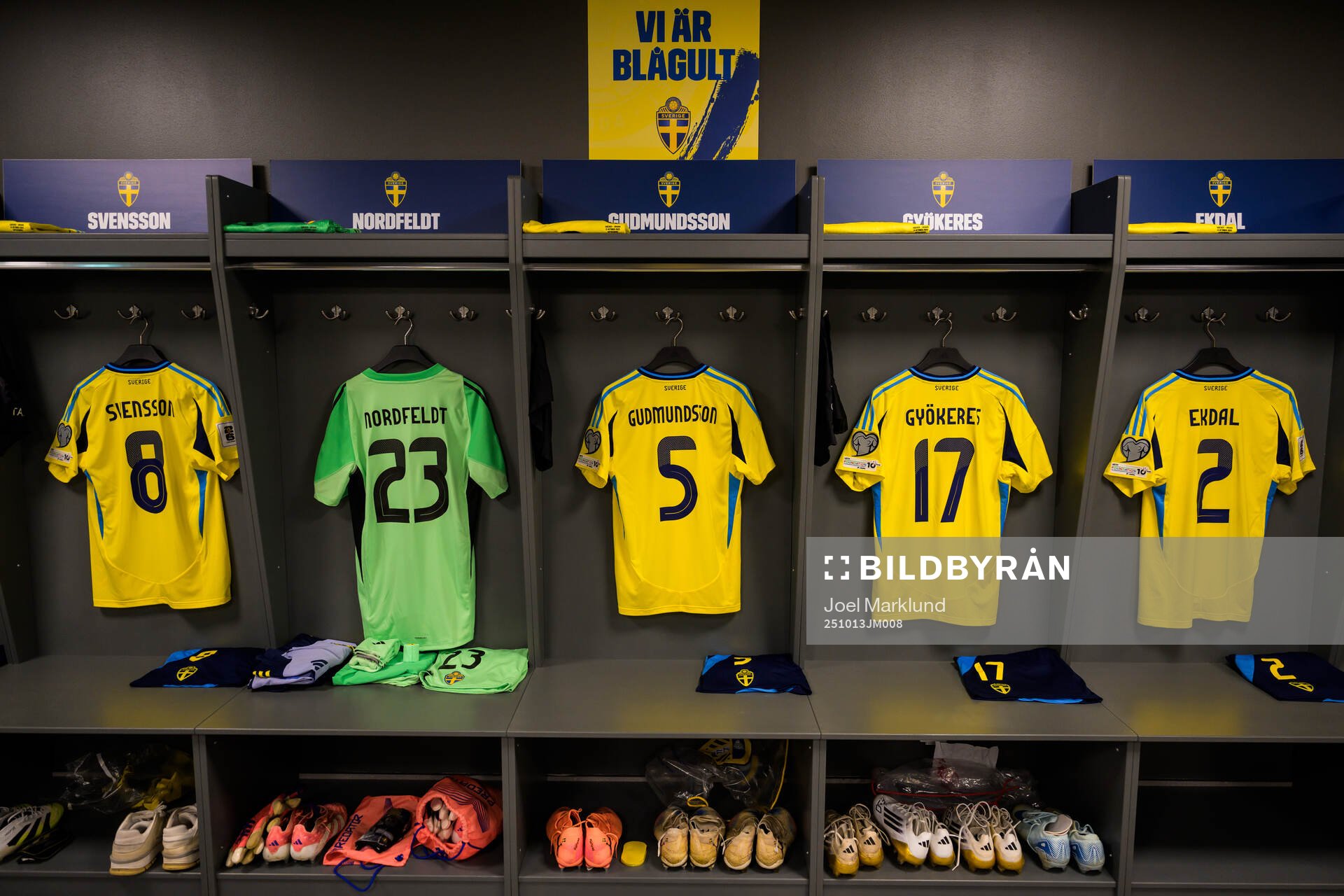 The jerseys of Daniel Svensson, goalkeeper Kristoffer