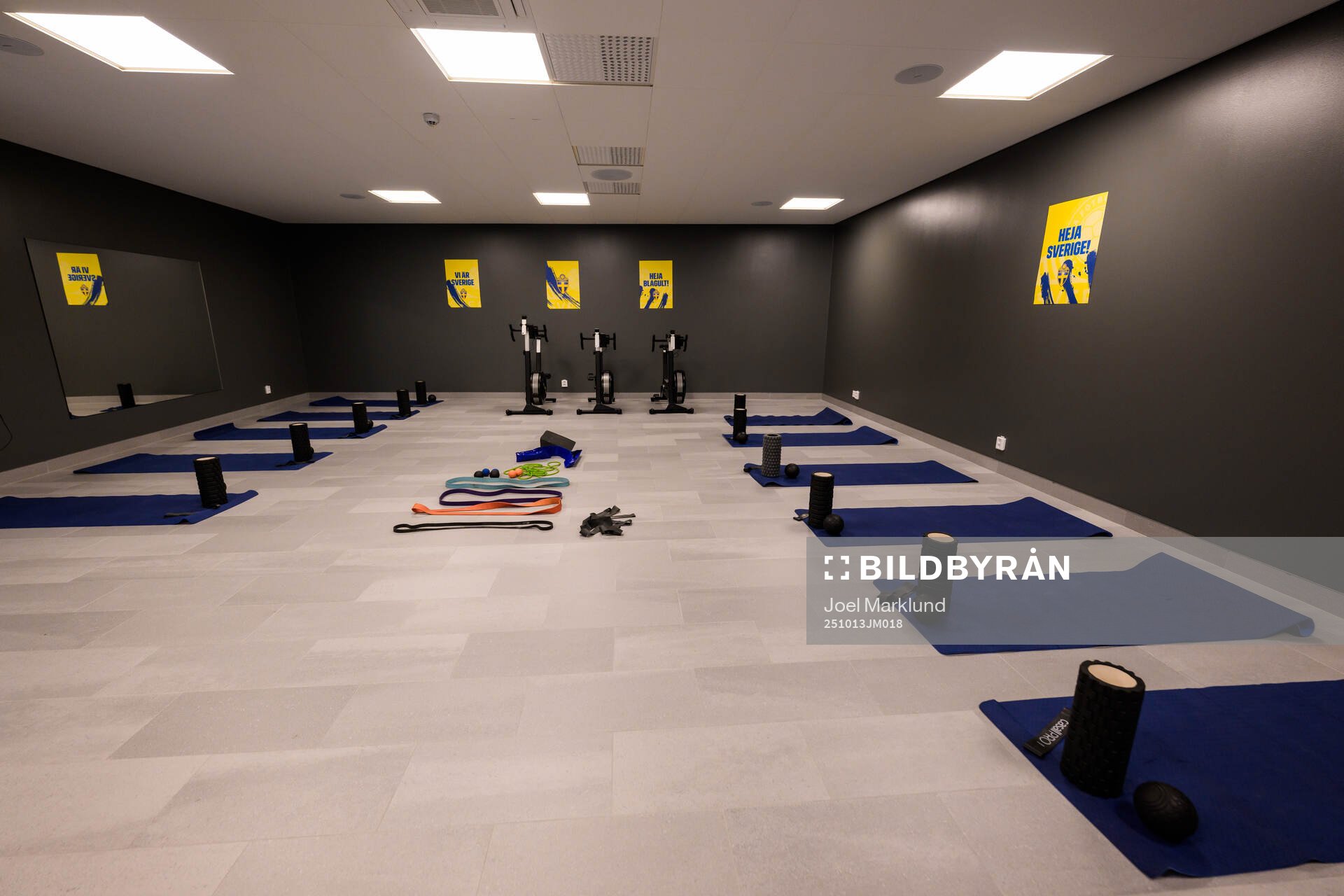 A warm-up area in the dressing room of Sweden