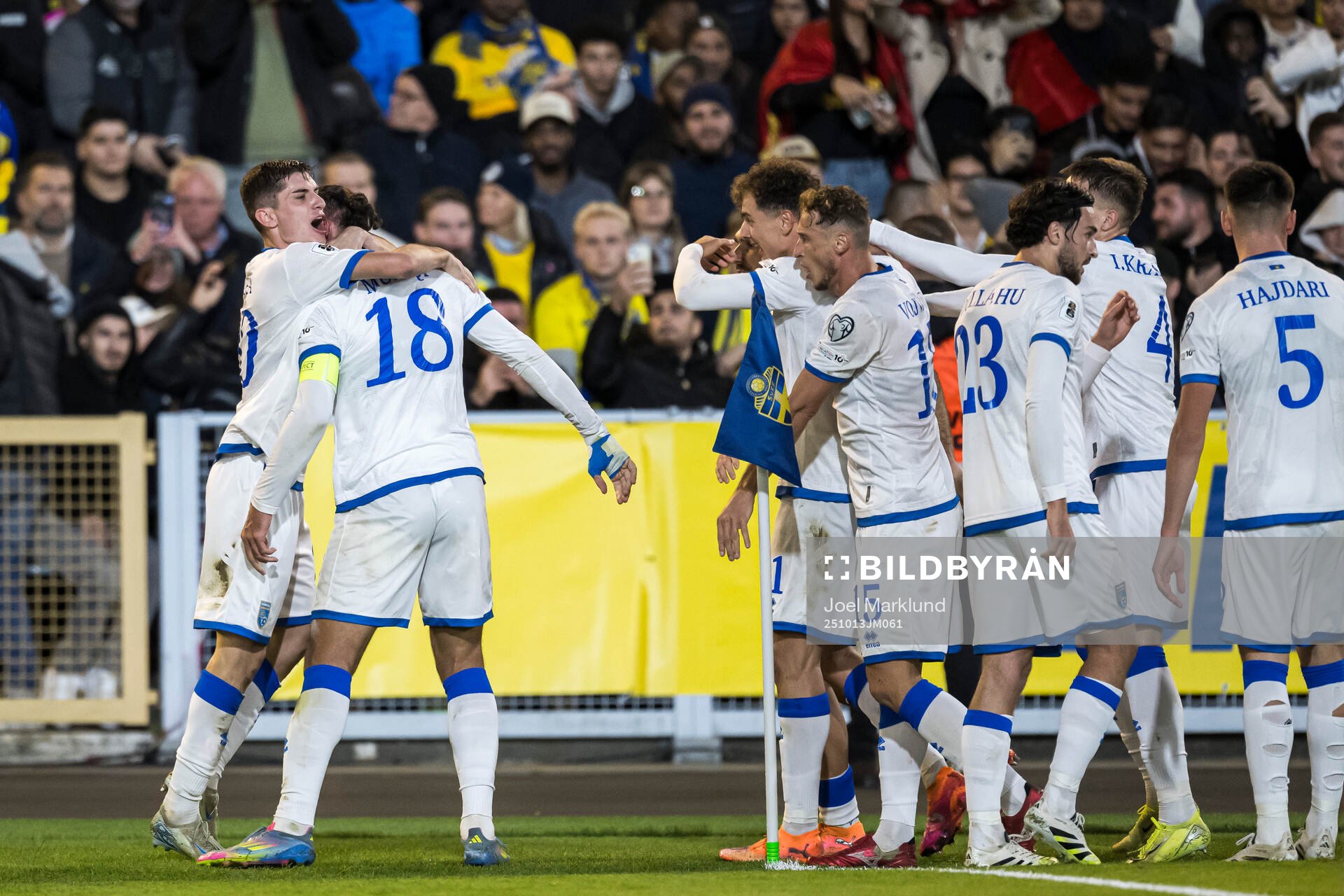 Fisnik Asllani of Kosovo celebrate the 0-1 goal with