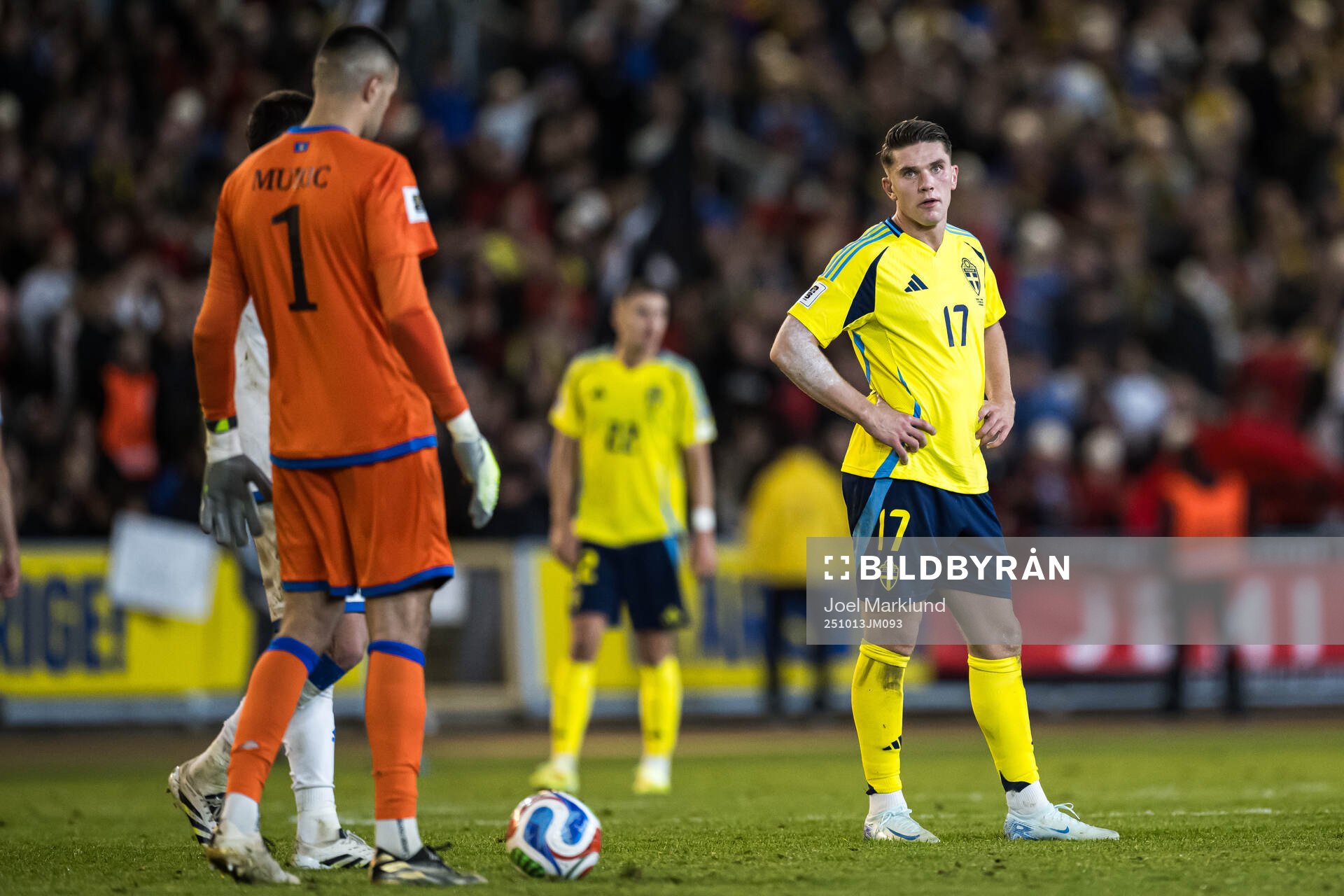 Viktor Gyökeres of Sweden looks dejected