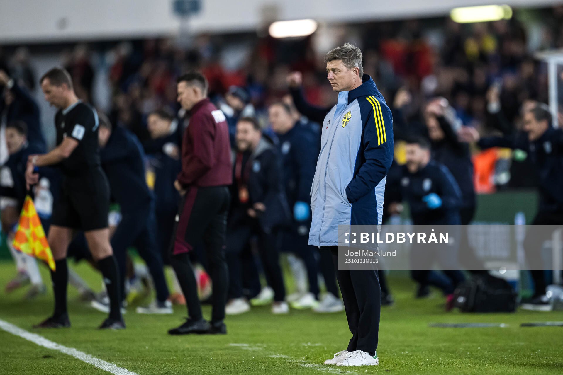 Head coach Jon Dahl Tomasson of Sweden looks dejected
