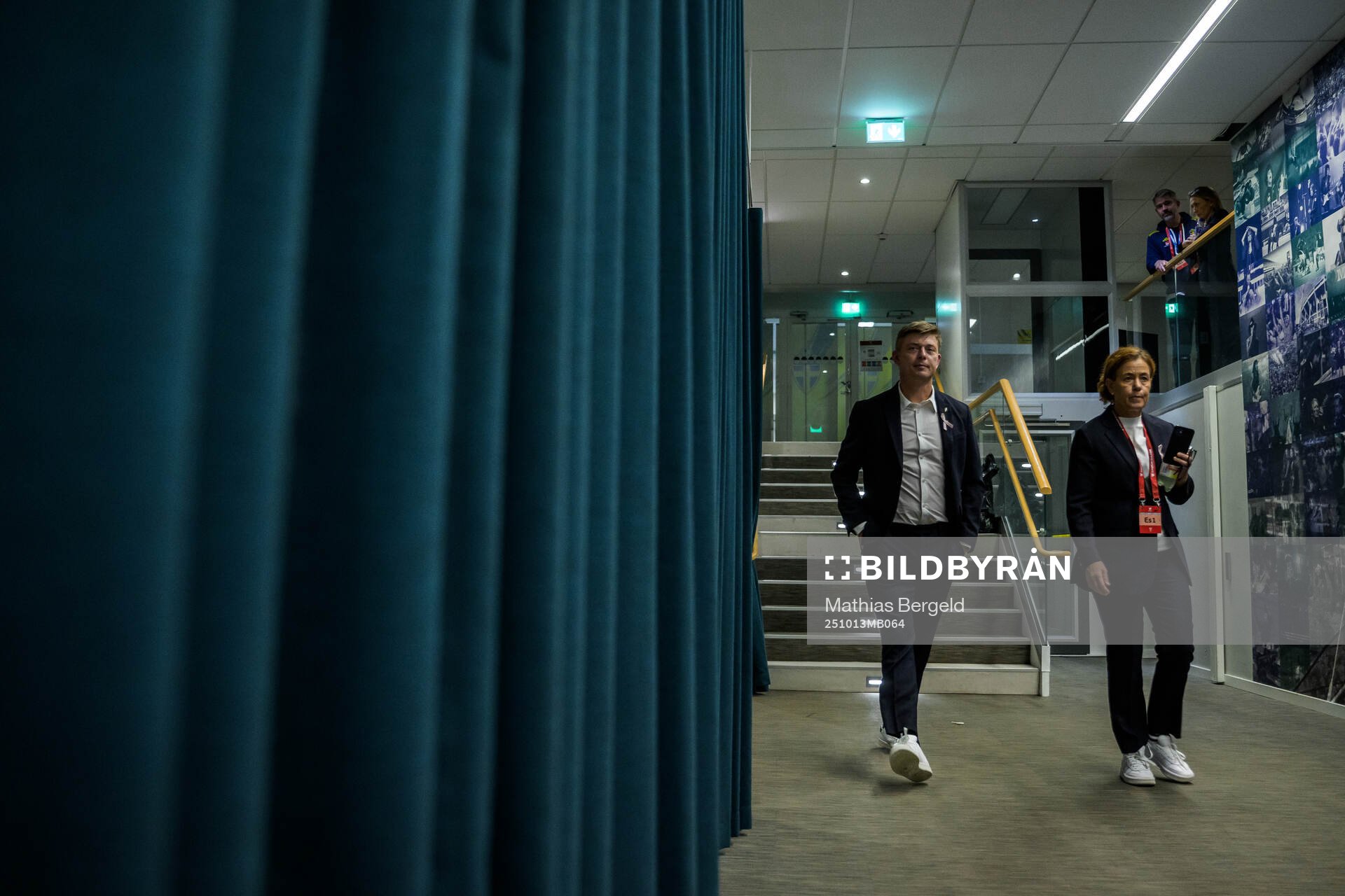 Head coach Jon Dahl Tomasson of Sweden