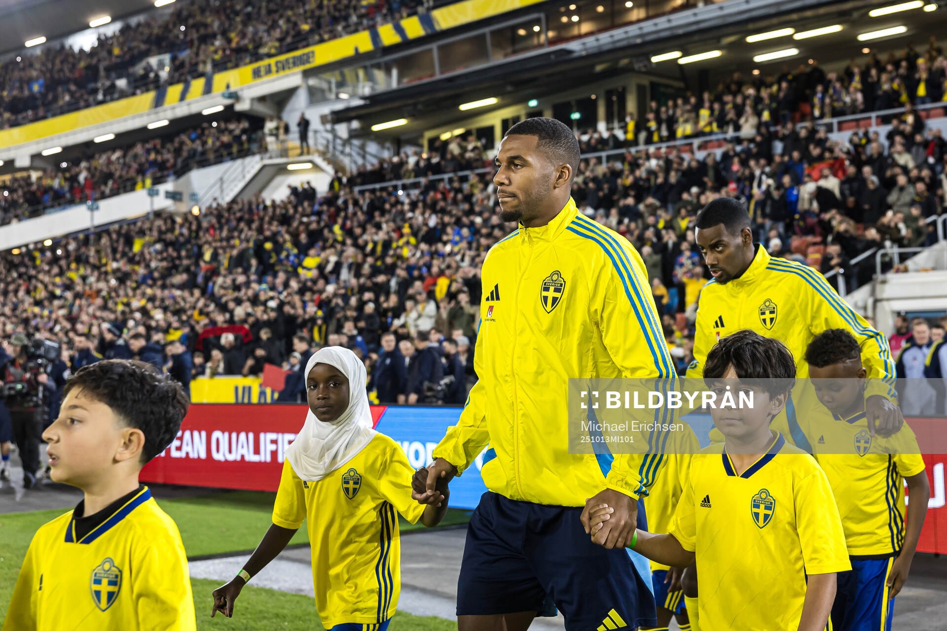 Isak Hien and Alexander Isak of Sweden