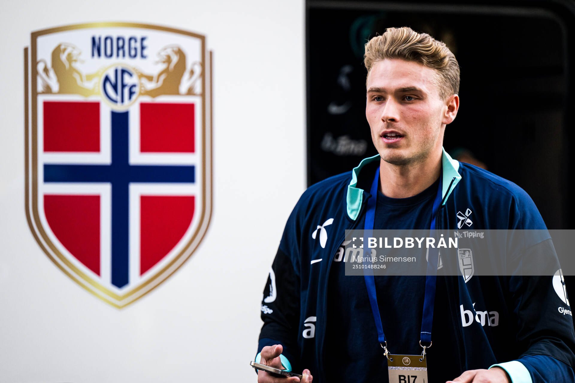 Sebastian Sebulonsen of Norway arrives