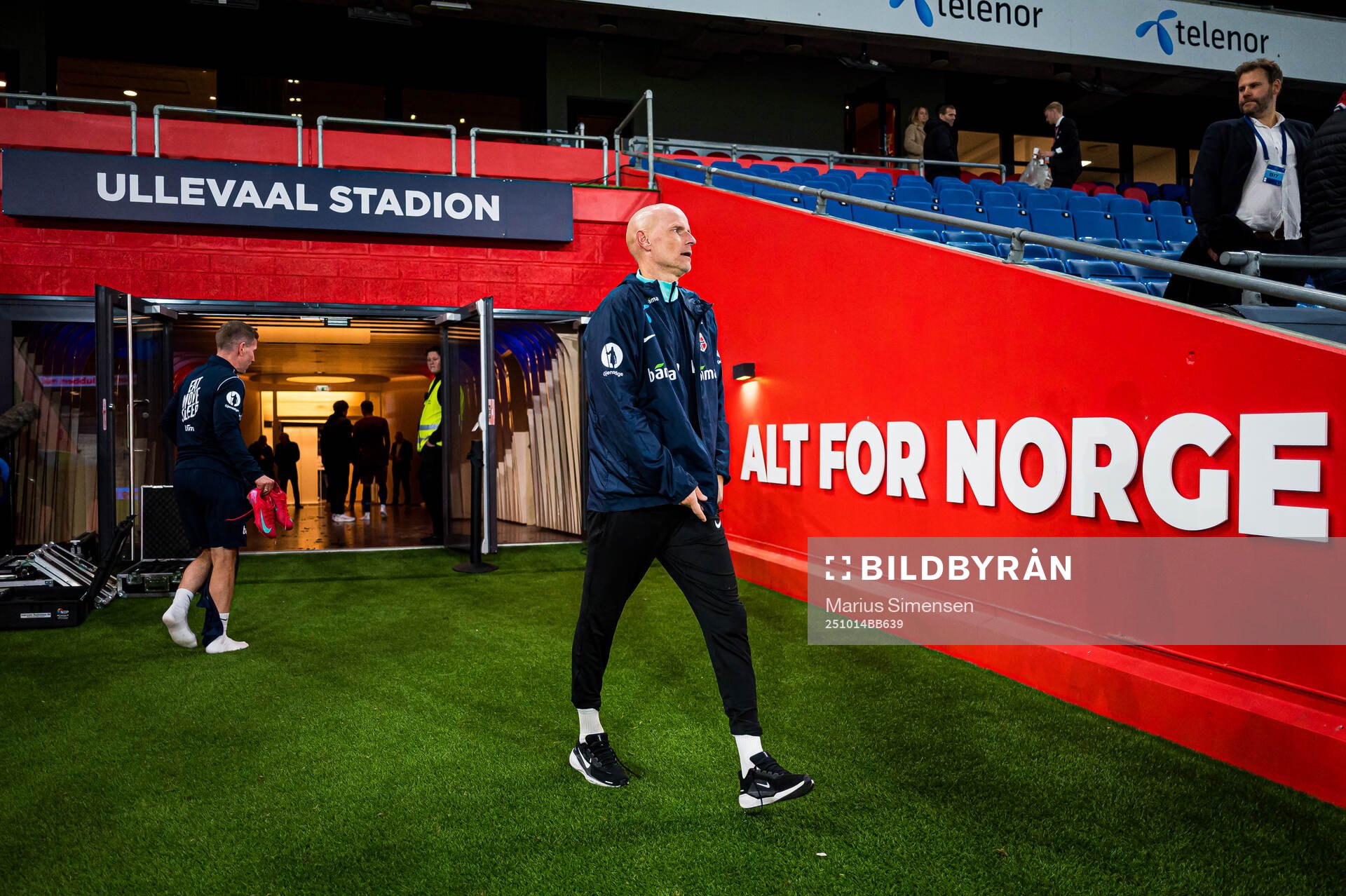 Head coach Ståle Solbakken of Norway