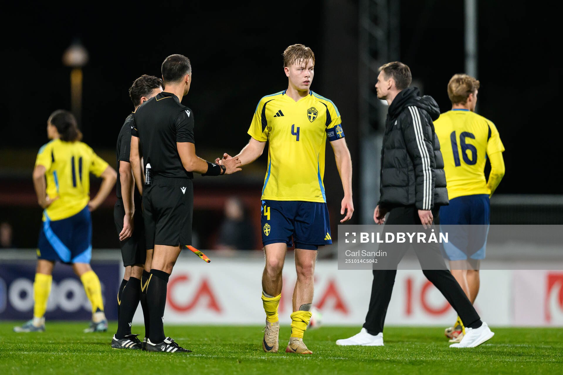 Nils Zätterström of Sweden looks dejected