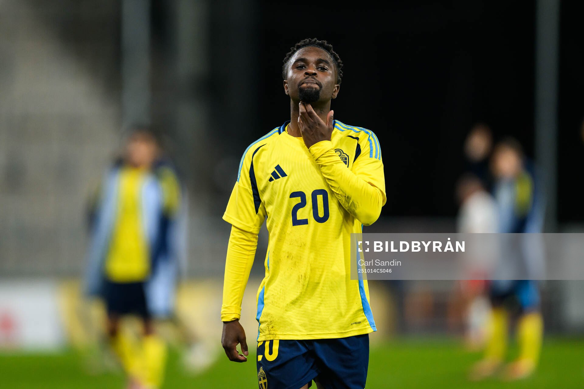 Jardell Kanga of Sweden looks dejected