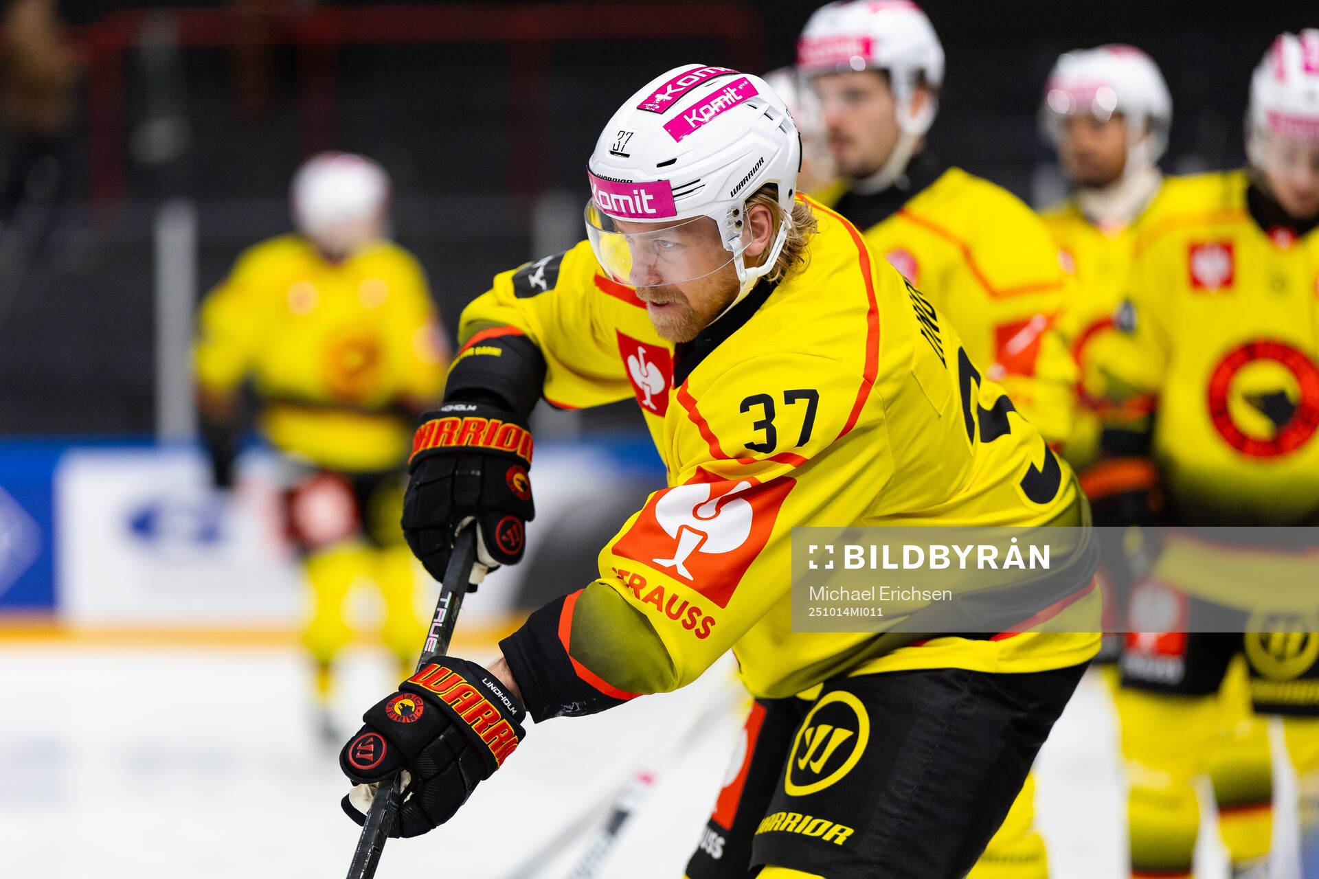 Anton Lindholm of SC Bern