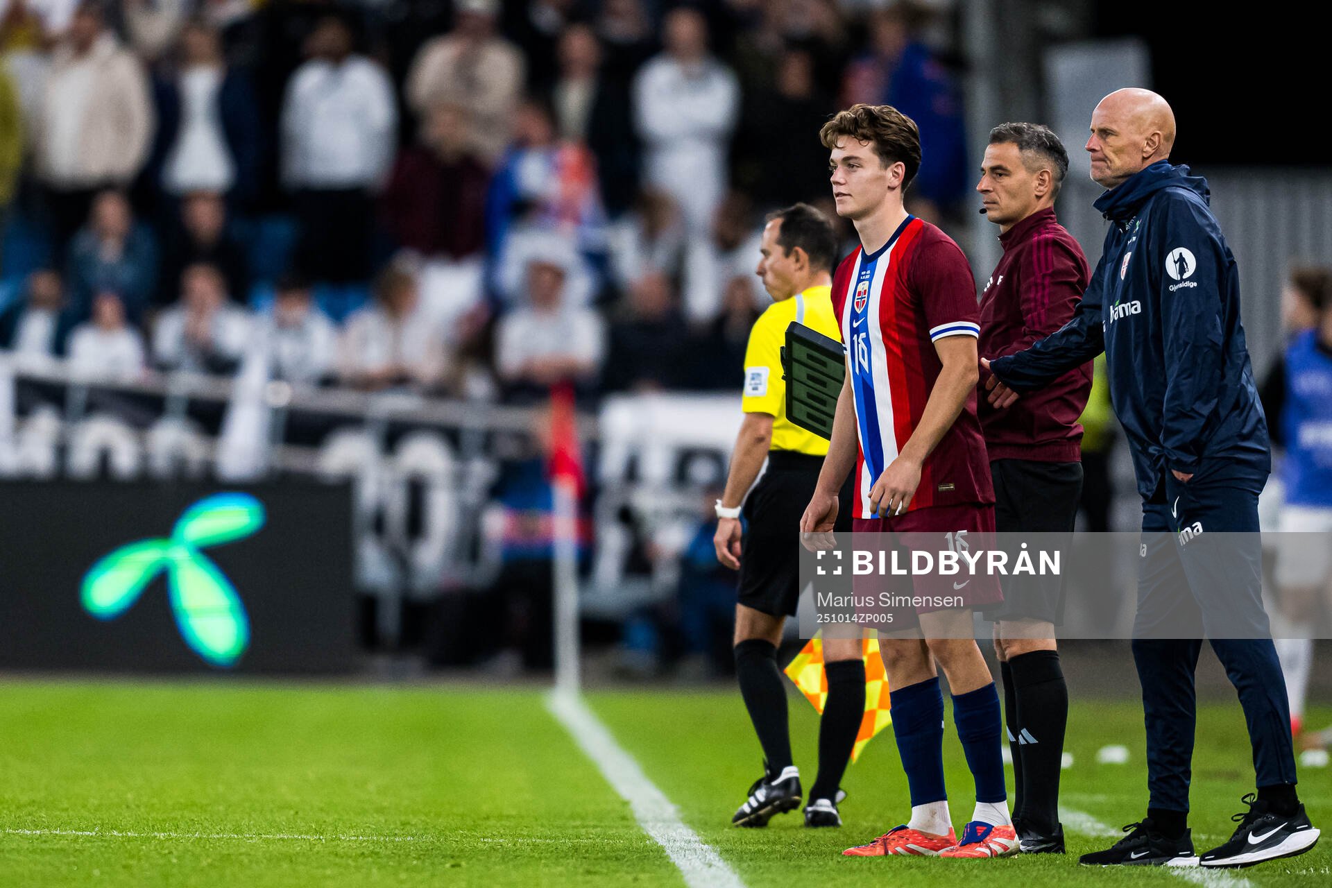 Sverre Nypan and head coach Ståle Solbakken of Norway