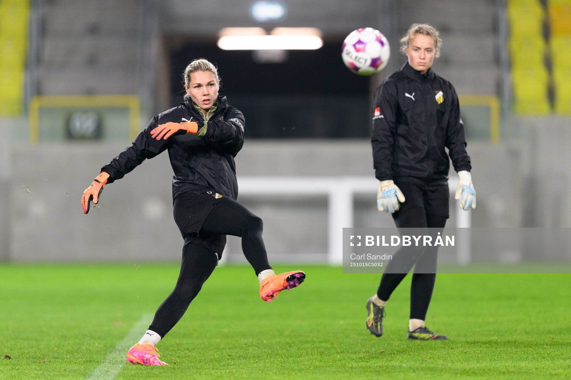 Goalkeeper Jennifer Falk