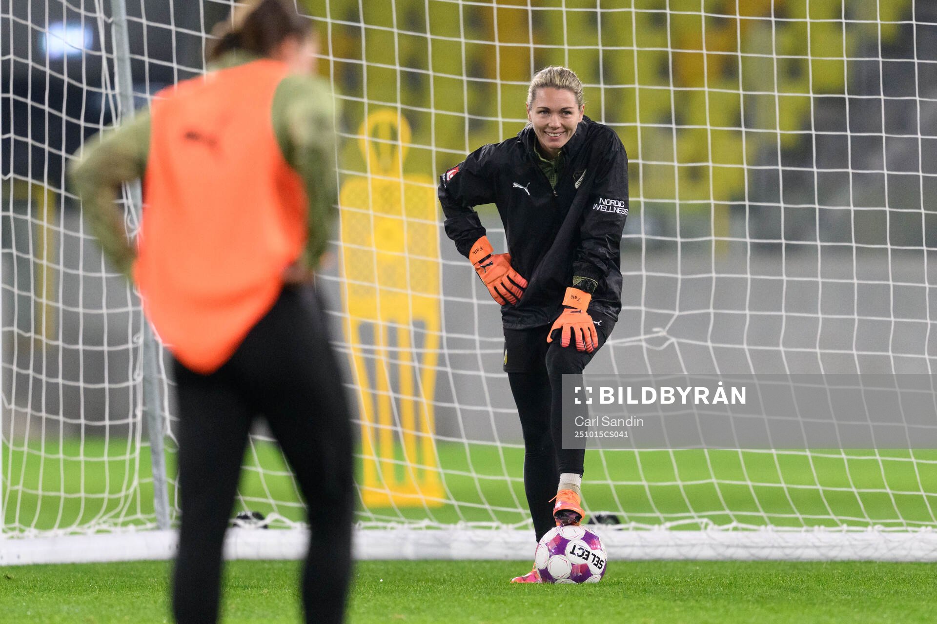 Goalkeeper Jennifer Falk