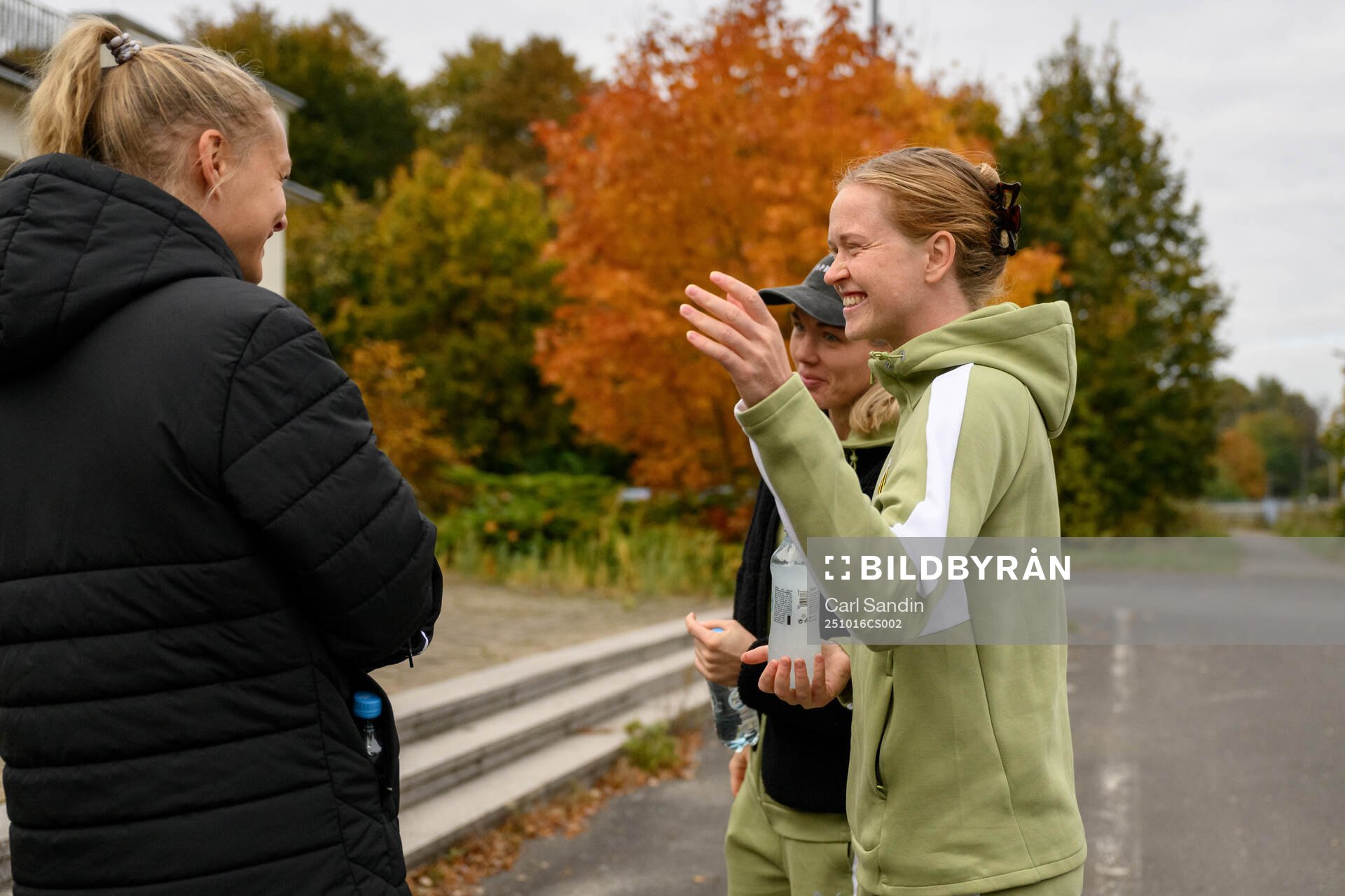 Emma Östlund participate in a quiz