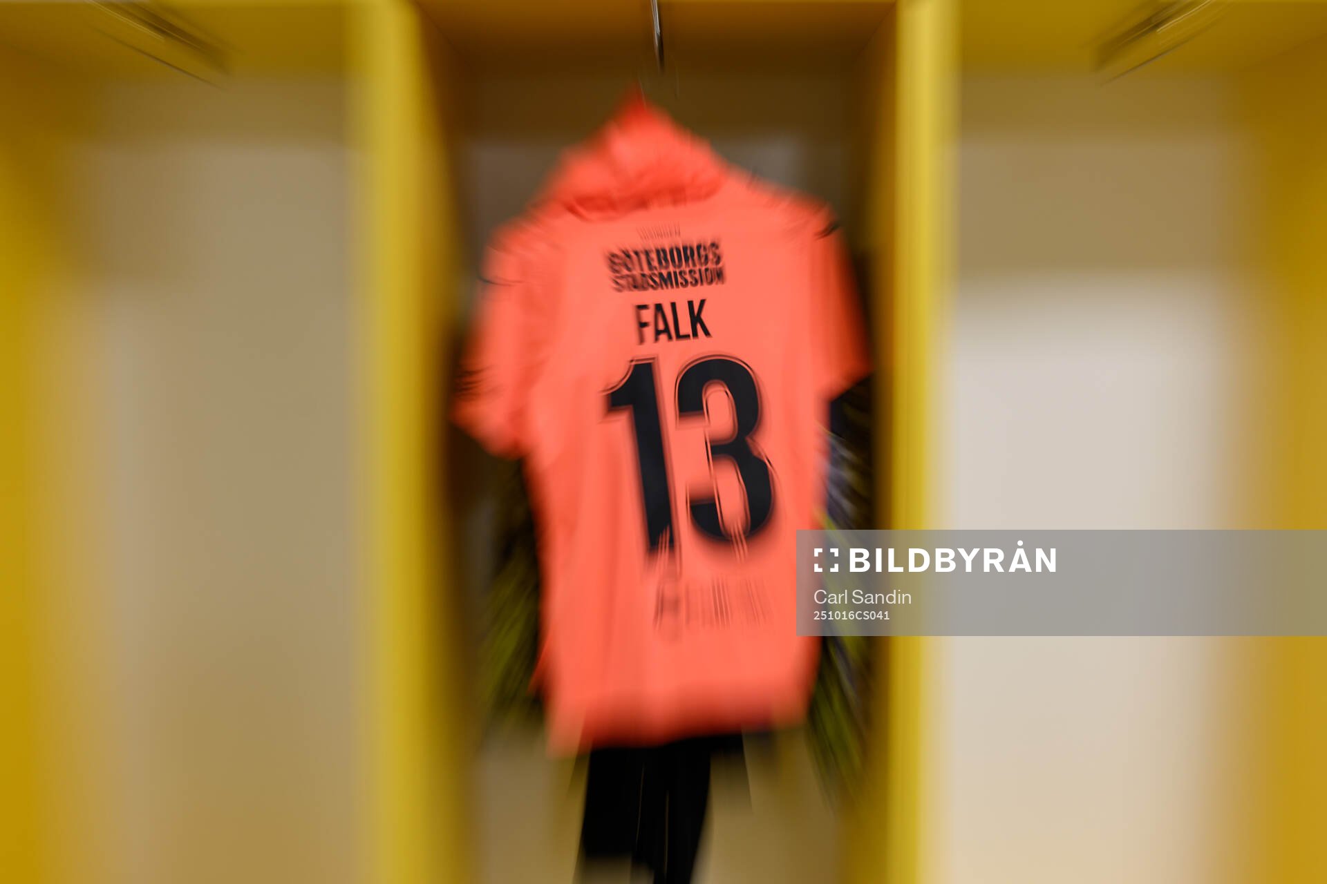 The jersey of goalkeeper Jennifer Falk of Häcken