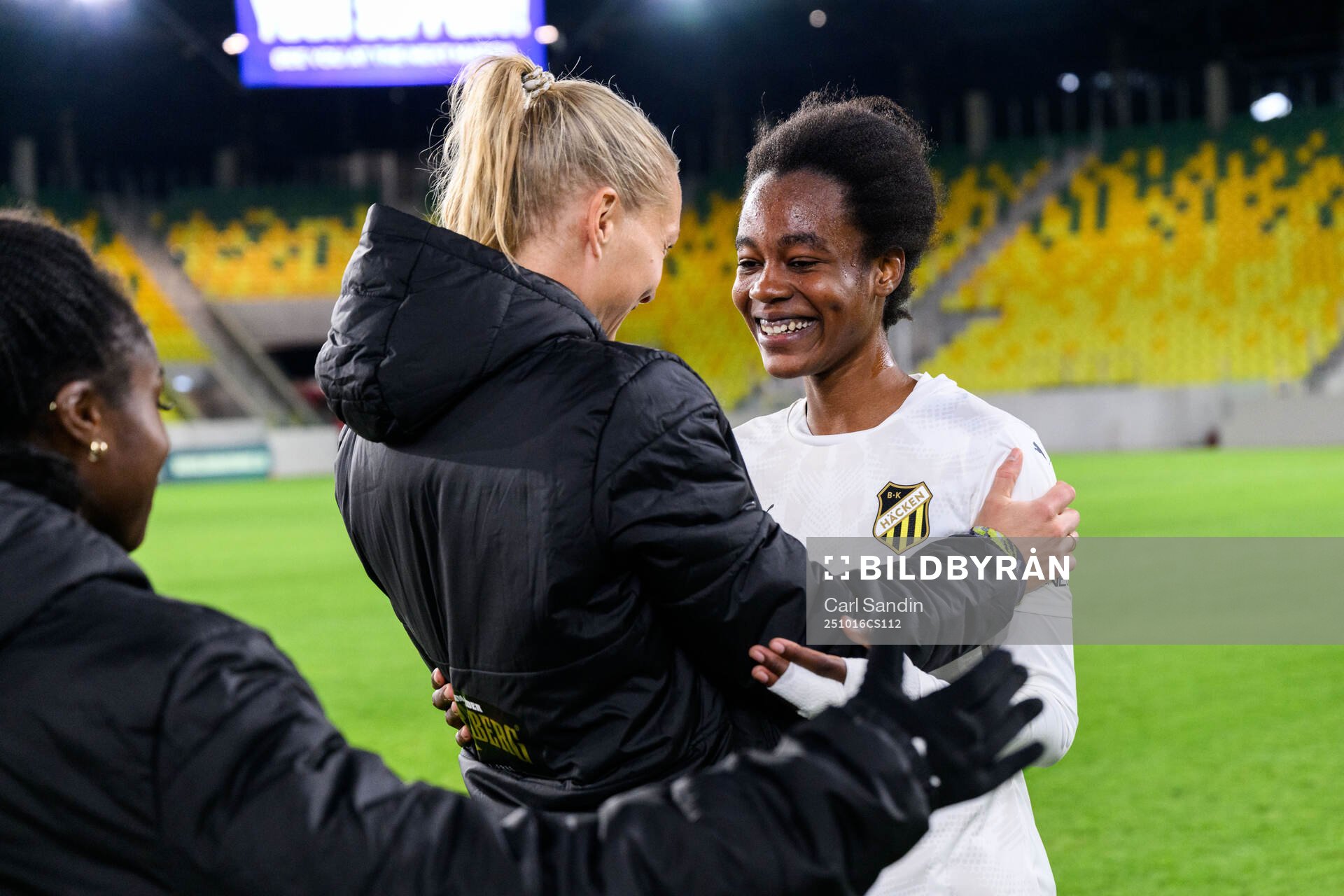 Stine Sandbech and Faith Chinzimu of Häcken celebrate